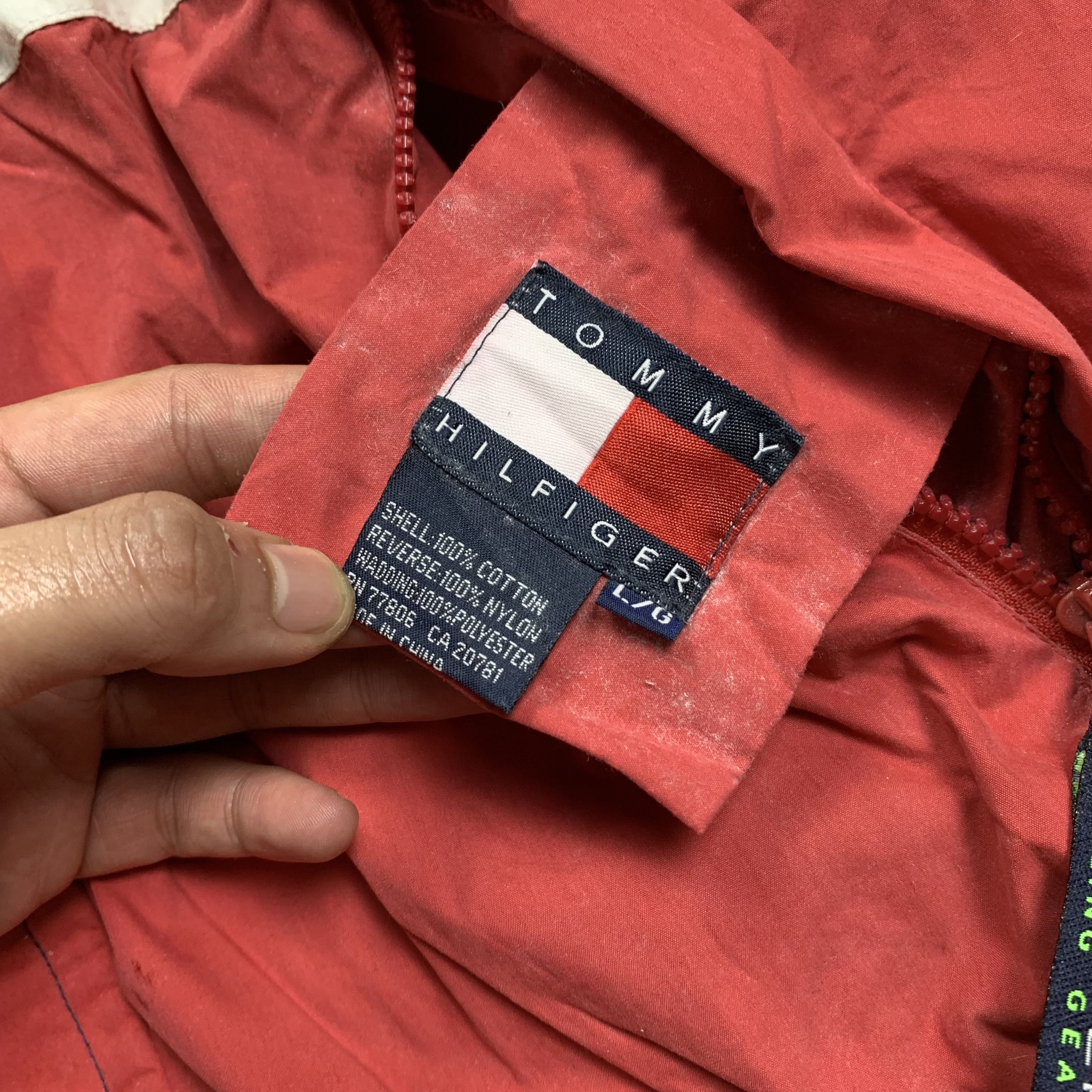 Tommy Hilfiger Vintage Reversible Tommy Hilfiger Sailing Gear Jacket Size US L / EU 52-54 / 3 - 10 Thumbnail