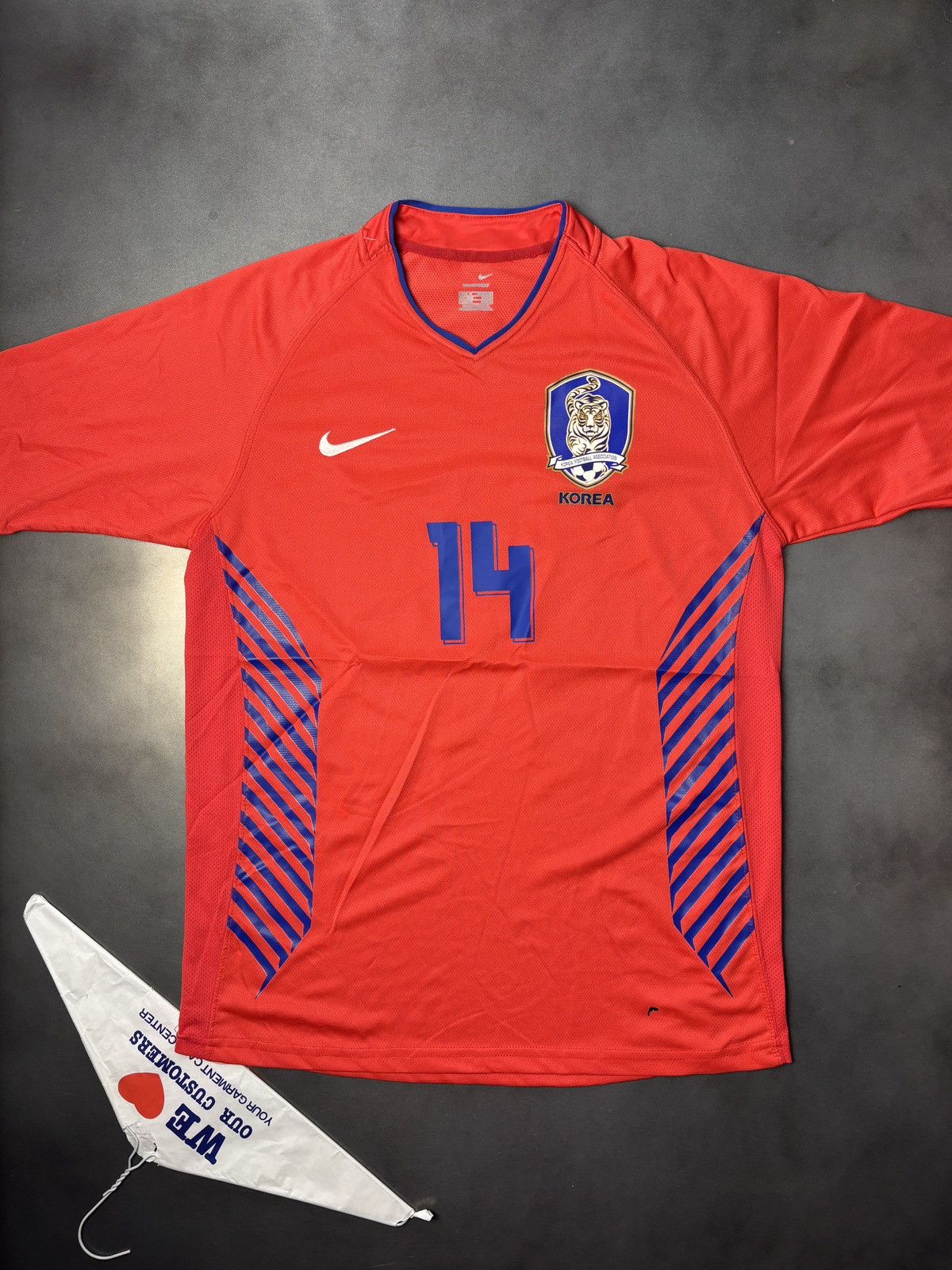 Nike 2006 Korea Football Association Nike Vintage Korea Jersey 14 Size US M / EU 48-50 / 2 - 1 Thumbnail