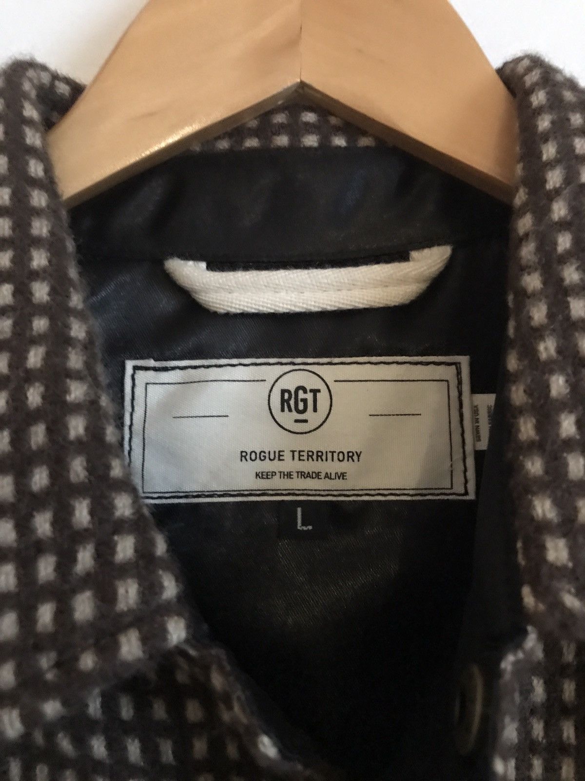 Rogue Territory Rogue territory field shirt wool dot brown Size US L / EU 52-54 / 3 - 2 Thumbnail