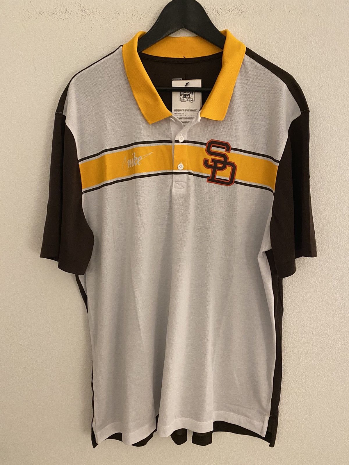 Nike Nike San Diego Padres Rewind Stripe Polo NWT XL Size US XL / EU 56 / 4 - 1 Thumbnail