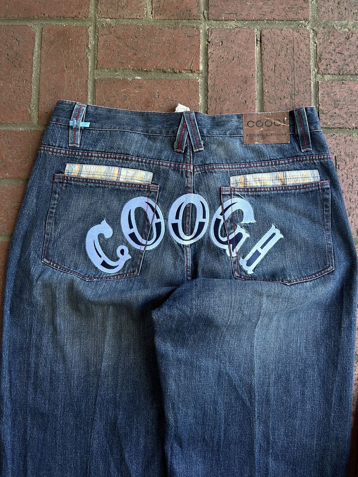 Vintage Coogi rare baggy faded embroidered denim jeans
