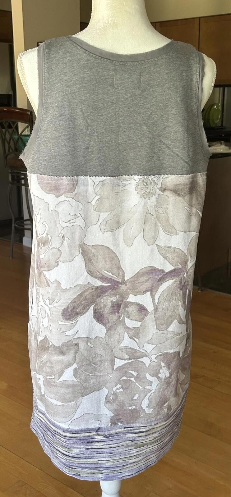 The Unbranded Brand Simply Vera Wang Floral Tunic Dress Raw Edge Gray Top sz L Size L / US 10 / IT 46 - 4 Thumbnail