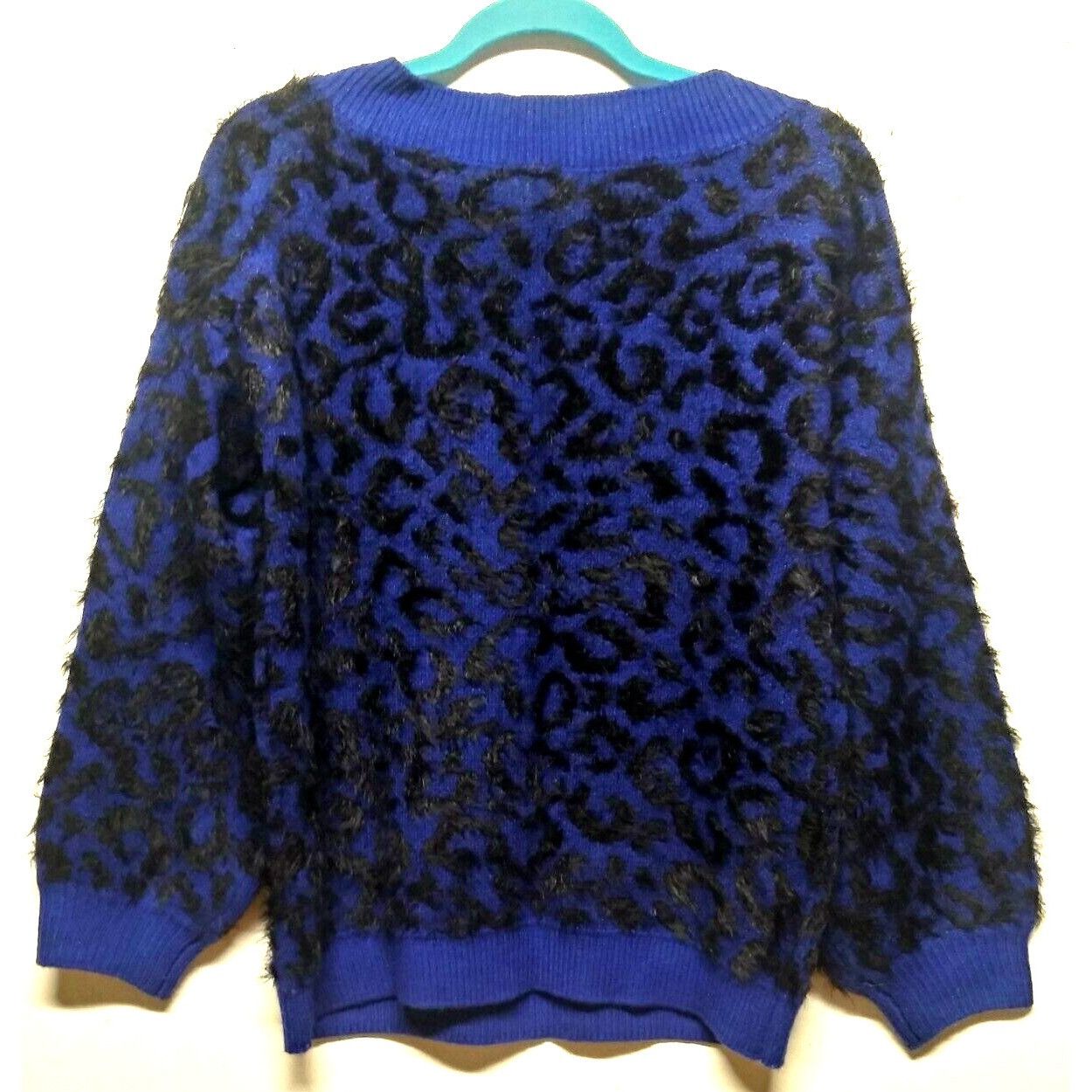 Designer Marc NY sweater pullover blue black eyelash Womens Med Size M / US 6-8 / IT 42-44 - 2 Thumbnail