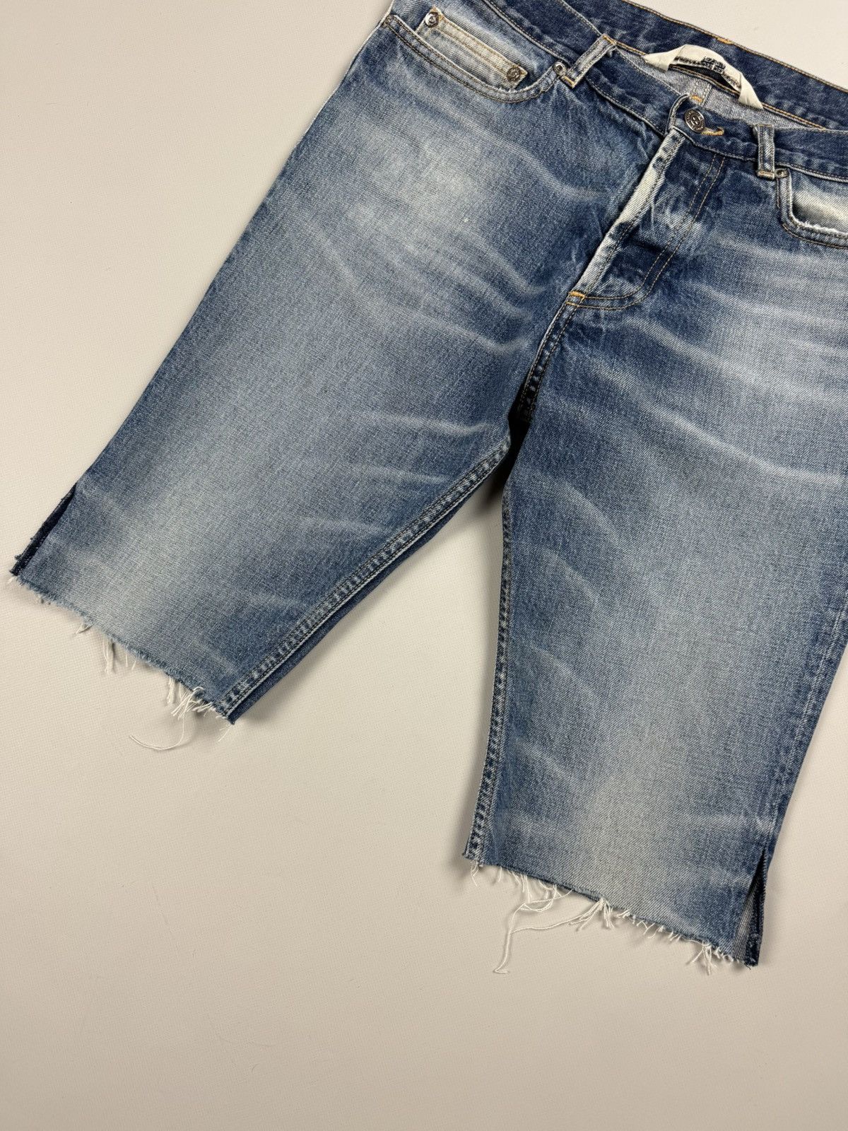 Designer × Golden Goose GGDB Golde Goose Deluxe Brand Men’s Distressed Denim Shorts Size US 30 / EU 46 - 3 Thumbnail