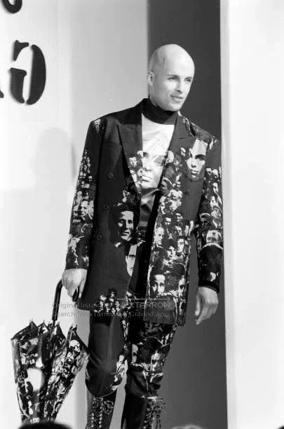 Jean Paul Gaultier jean paul gaultier Group portrait, shirt, portrait Size US M / EU 48-50 / 2 - 9 Thumbnail