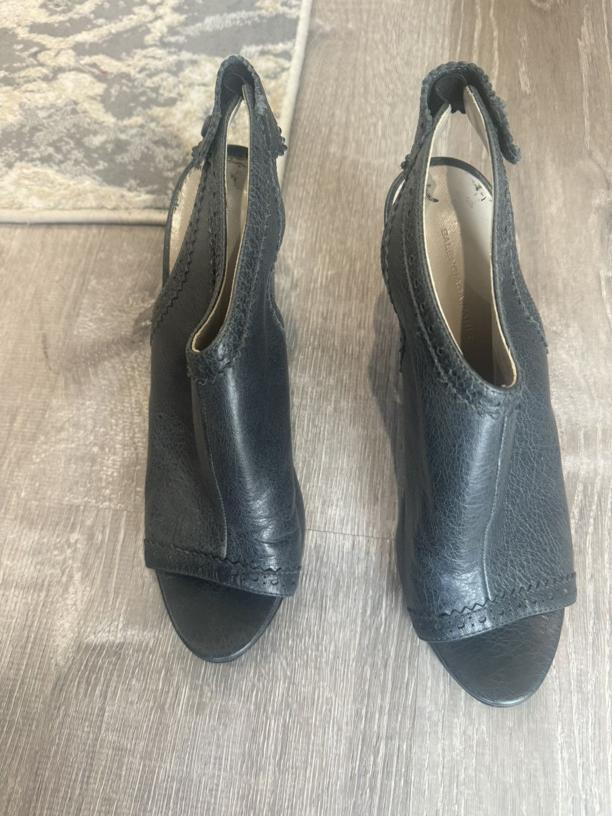 Balenciaga Balenciaga Leather Slingback sandals Size US 10 / IT 40 - 2 Thumbnail