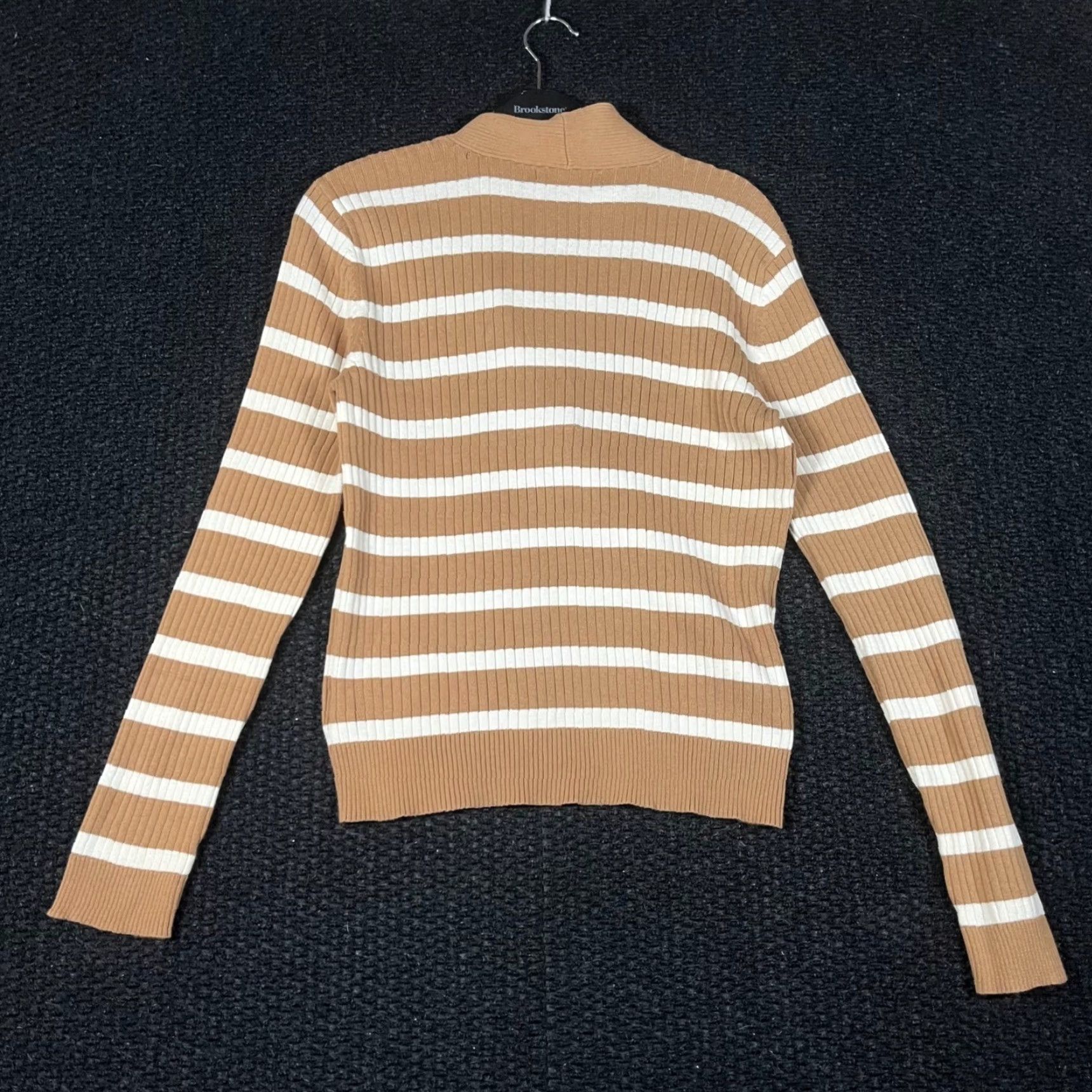 Ralph Lauren Lauren Ralph Lauren Tan White Striped Ribbed Knit Button V-Neck Sweater Large Pullover Women Gift Logo Vintage No Size L / US 10 / IT 46 - 3 Thumbnail