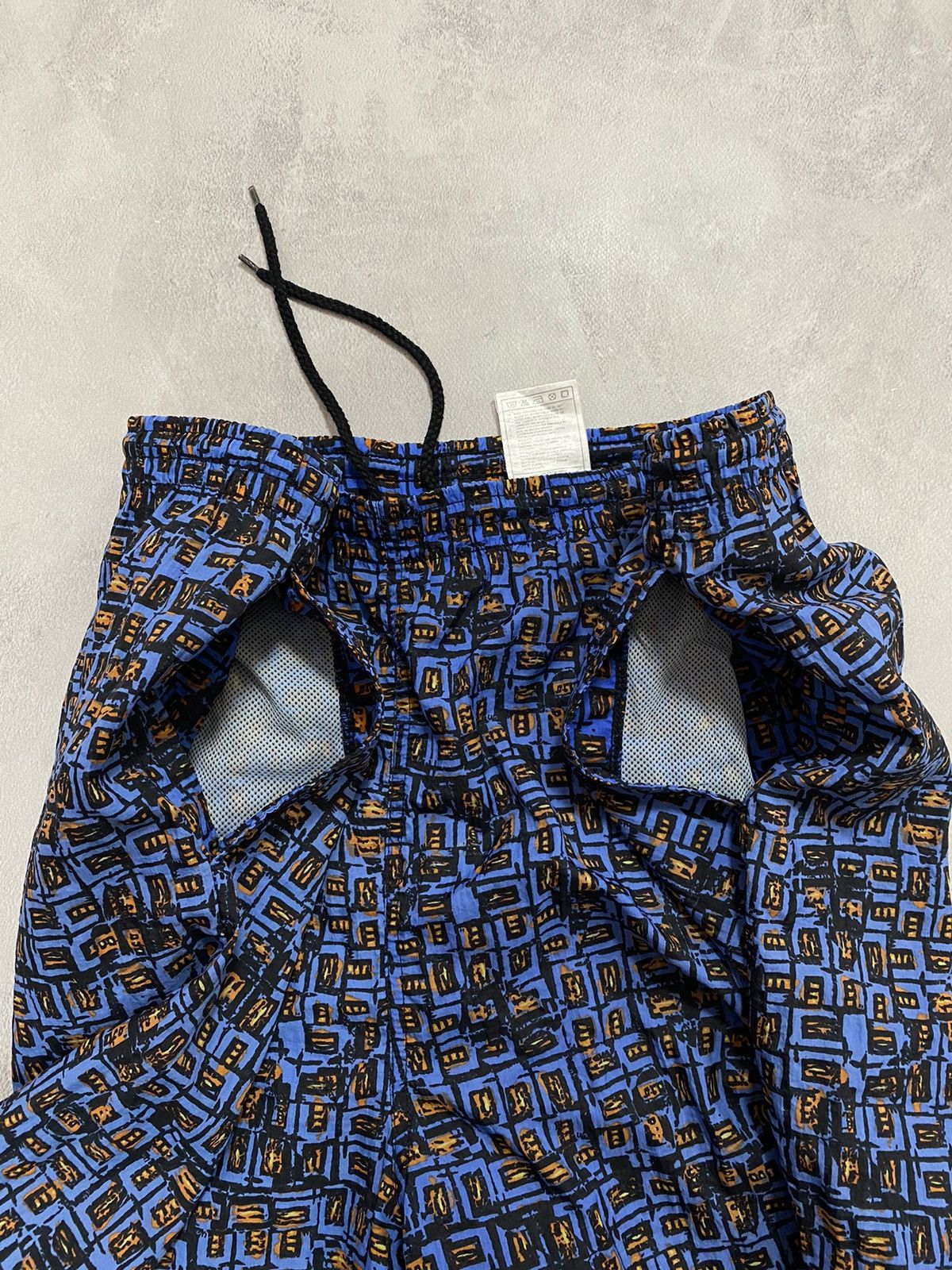 Nike × Vintage Vintage 90s Track Shorts Cargo Nike Logo Swoosh VTG Size US 40 / EU 56 - 6 Thumbnail