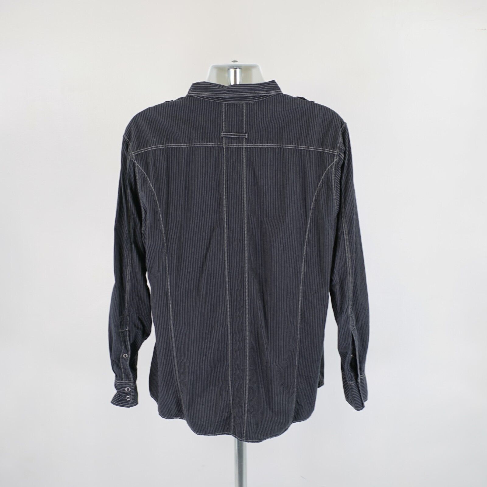 Vintage INC International Concepts 2 XL Black Striped Snap Button Co Size US XL / EU 56 / 4 - 6 Thumbnail