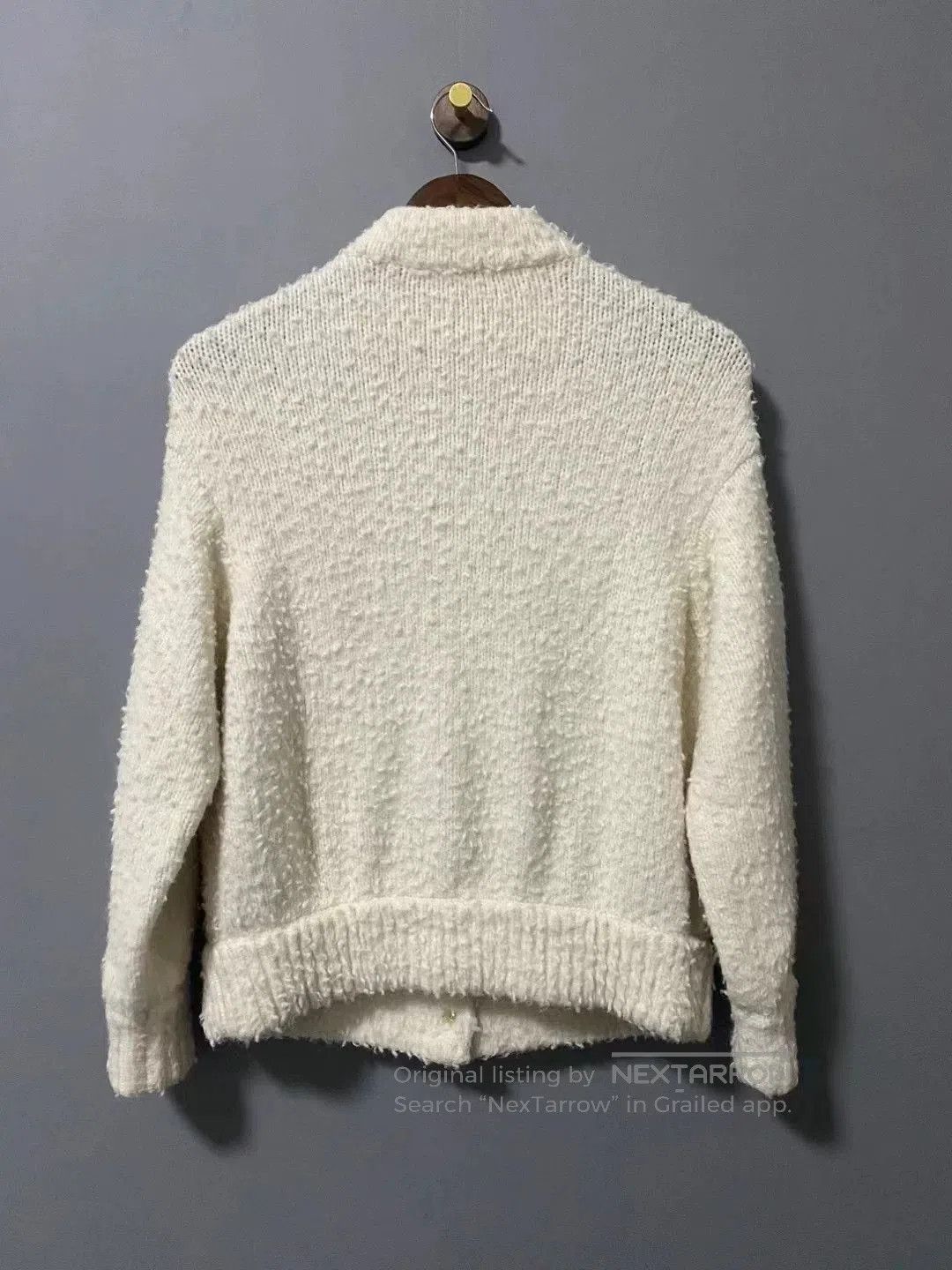 Chanel Chanel White Teddy Coat with Logo Buttons. Size US XS / EU 42 / 0 - 3 Thumbnail