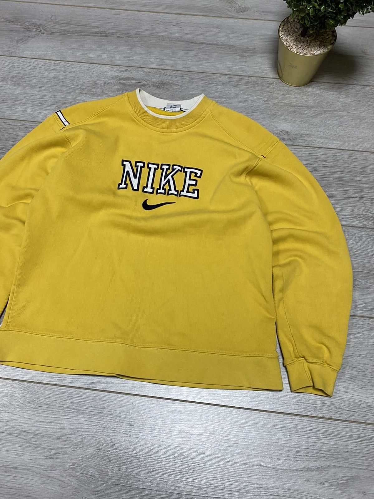 Nike Nike vintage spell out big swoosh sweatshirt Size US M / EU 48-50 / 2 - 4 Thumbnail