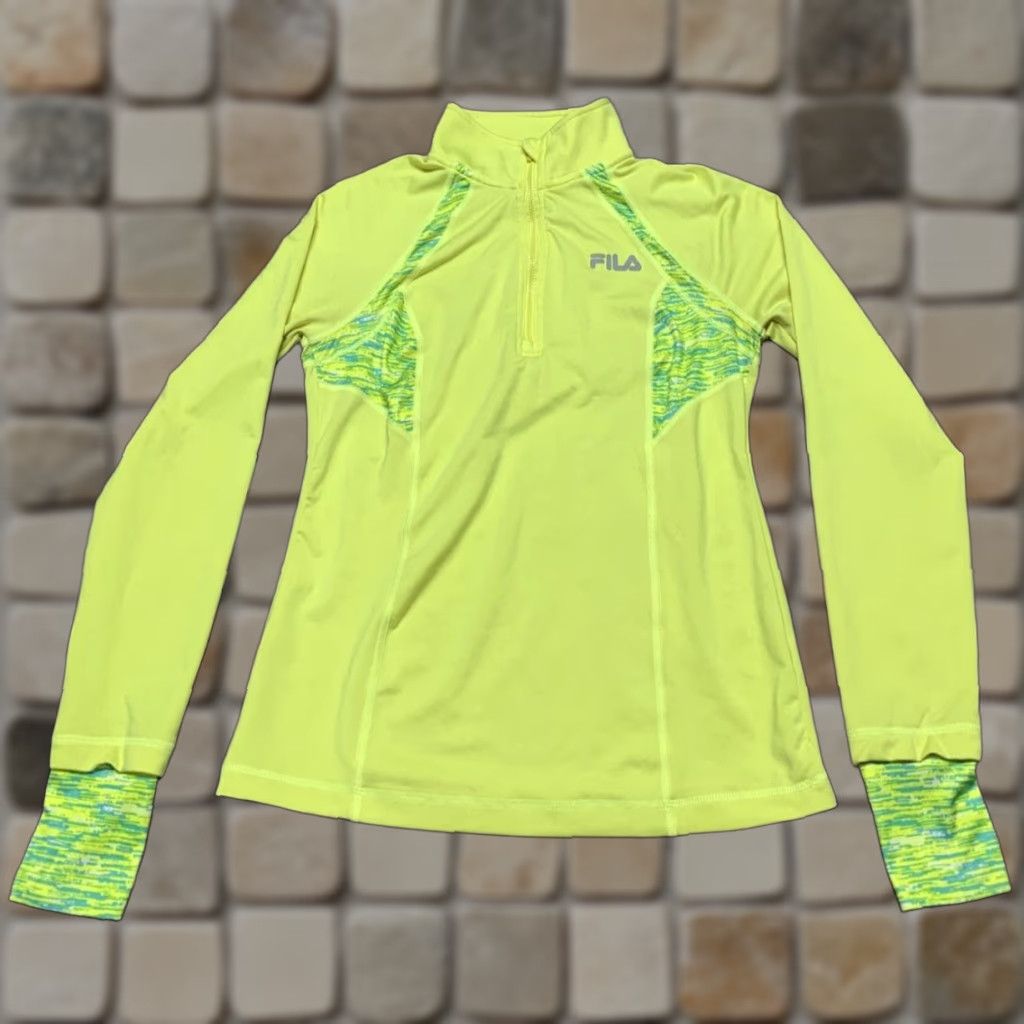 Fila FILA Sport Shirt Running Long Sleeve XS 1/4 Zip Yellow Thumb Holes Women Shirt Pullover Mock Neck 92% Polyester 8% Spandex Activewear Yellow/XS Womens Size XS / US 0-2 / IT 36-38 - 1 Thumbnail