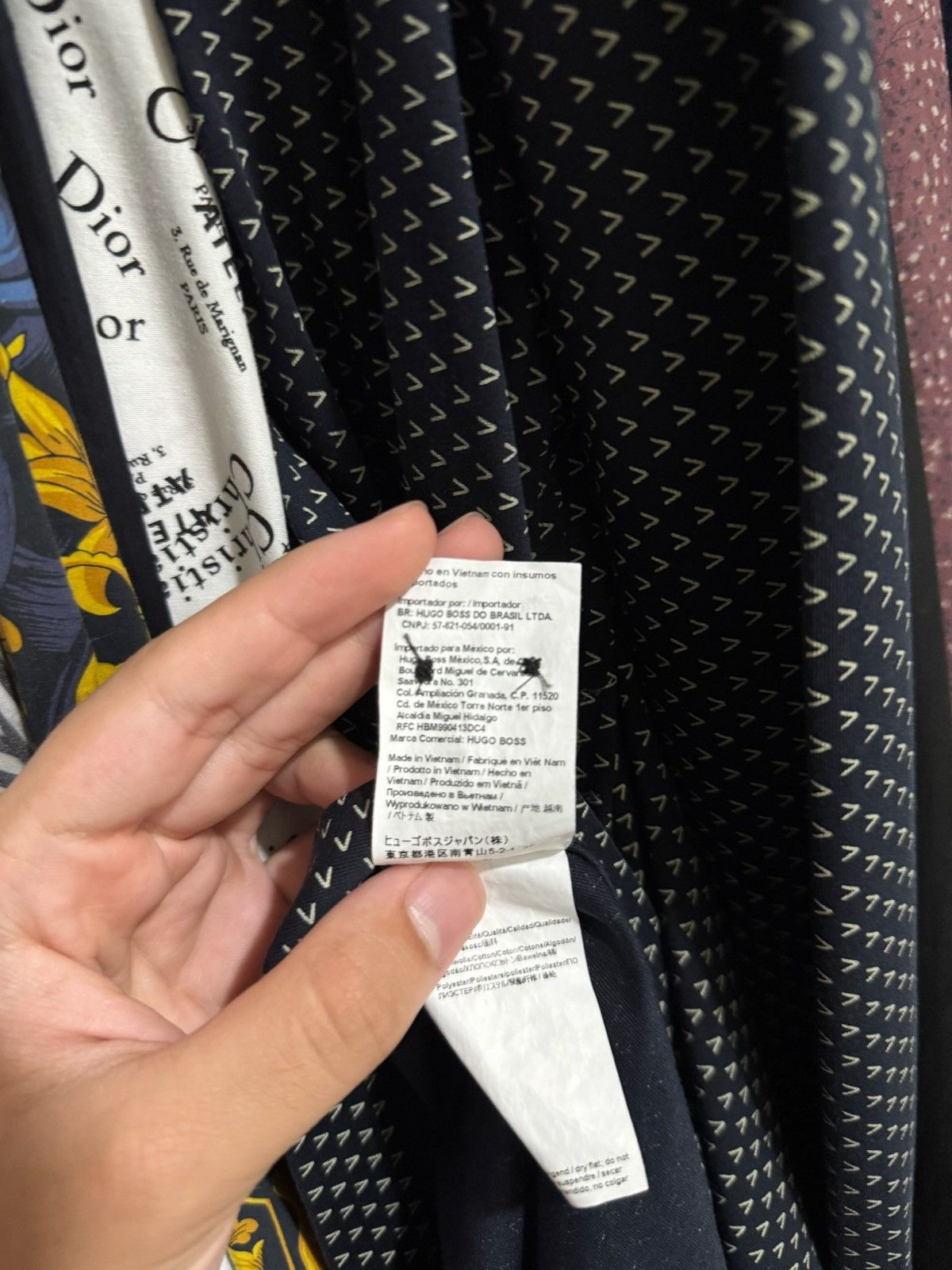 Hugo Boss boss long sleeve button up Size US M / EU 48-50 / 2 - 4 Thumbnail