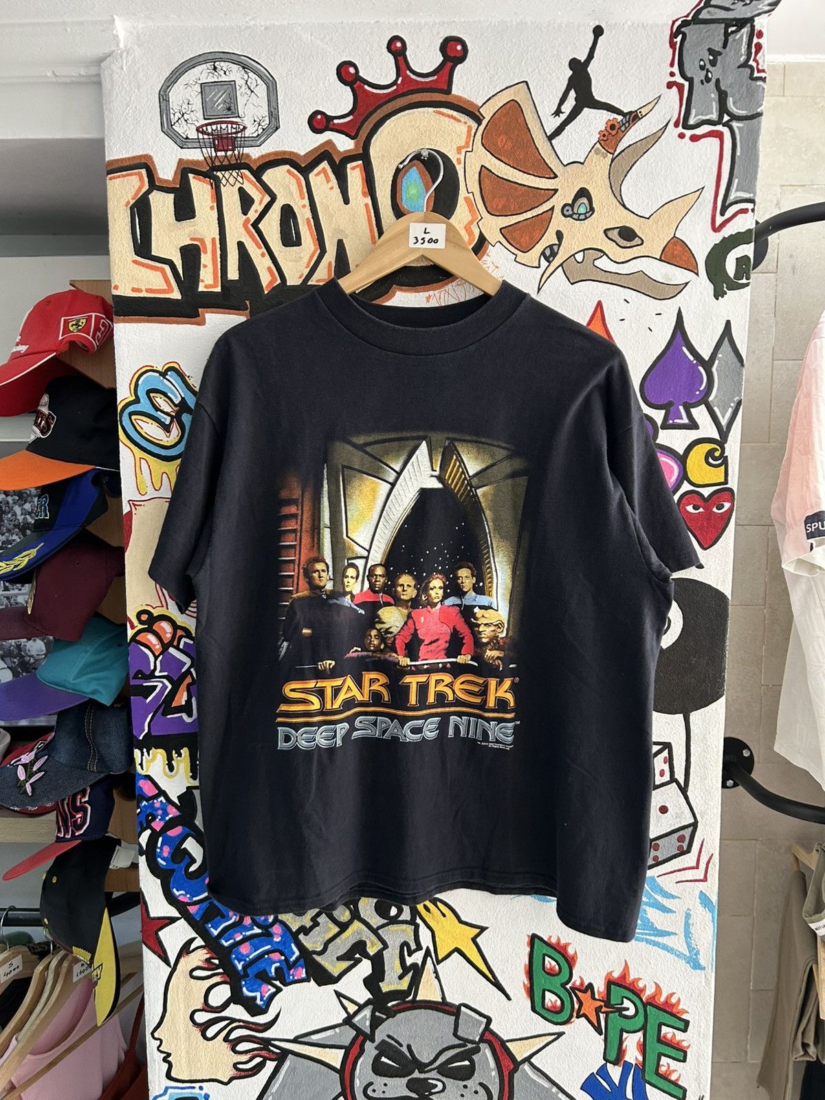 Other 1993 Vintage Star Trek Tee Size US L / EU 52-54 / 3 - 1 Thumbnail