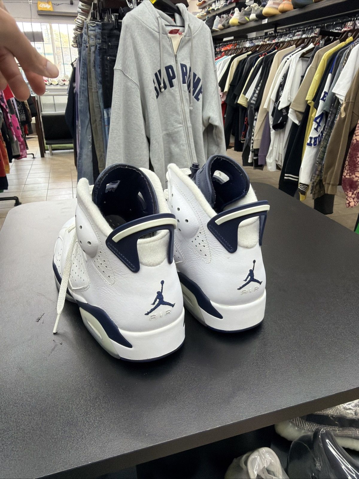 Jordan Brand Air Jordan 6 Retro White/Midnight Navy Men's Size 10 Size US 10 / EU 43 - 10 Thumbnail