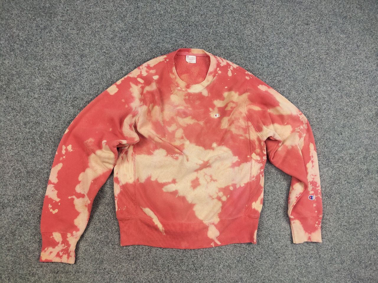 Champion Champion reverse weave tie dye sweatshirt Vintage Style Size US S / EU 44-46 / 1 - 11 Thumbnail