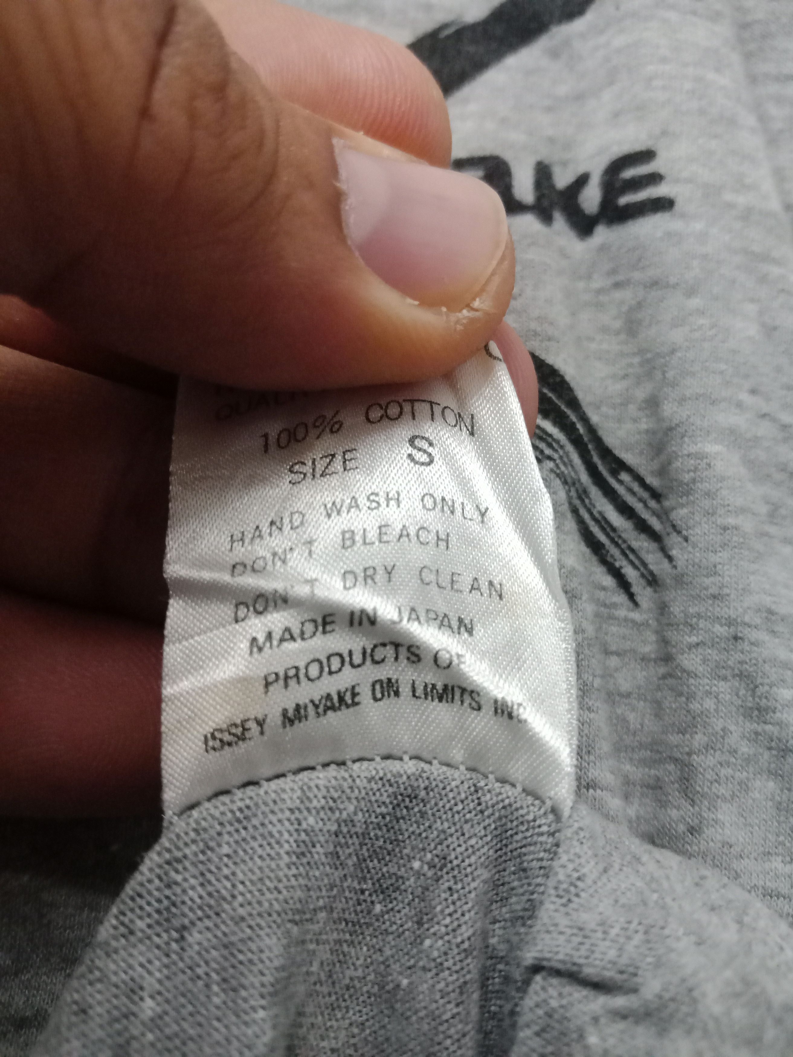 Issey Miyake Issey Miyake Men #C Size US L / EU 52-54 / 3 - 6 Thumbnail
