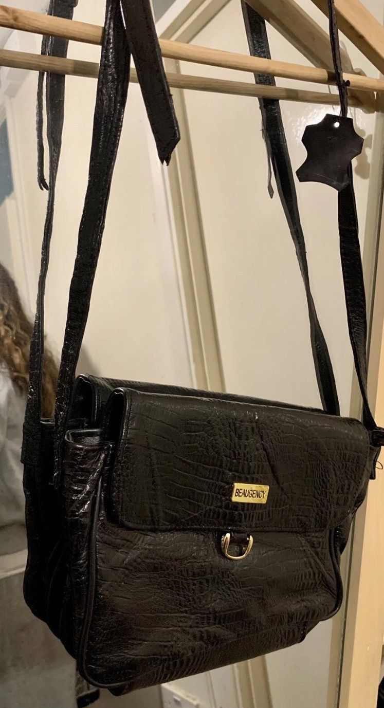 Other Vintage Beaugency French Pure Leather Cross Body Bag New Size ONE SIZE - 2 Thumbnail