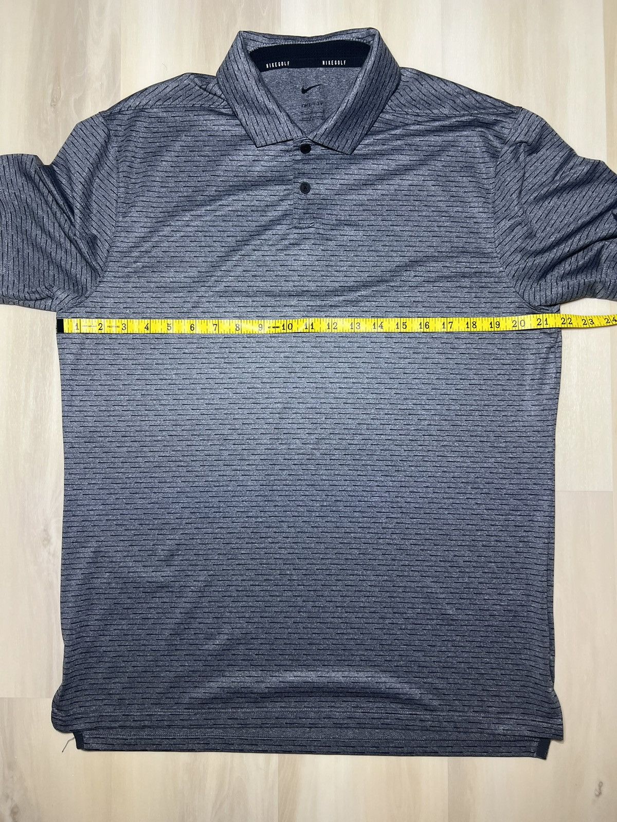 Nike Nike Golf Shirt Men’s Sz M Striped Gray & Black CU9800-070 Size US M / EU 48-50 / 2 - 6 Thumbnail