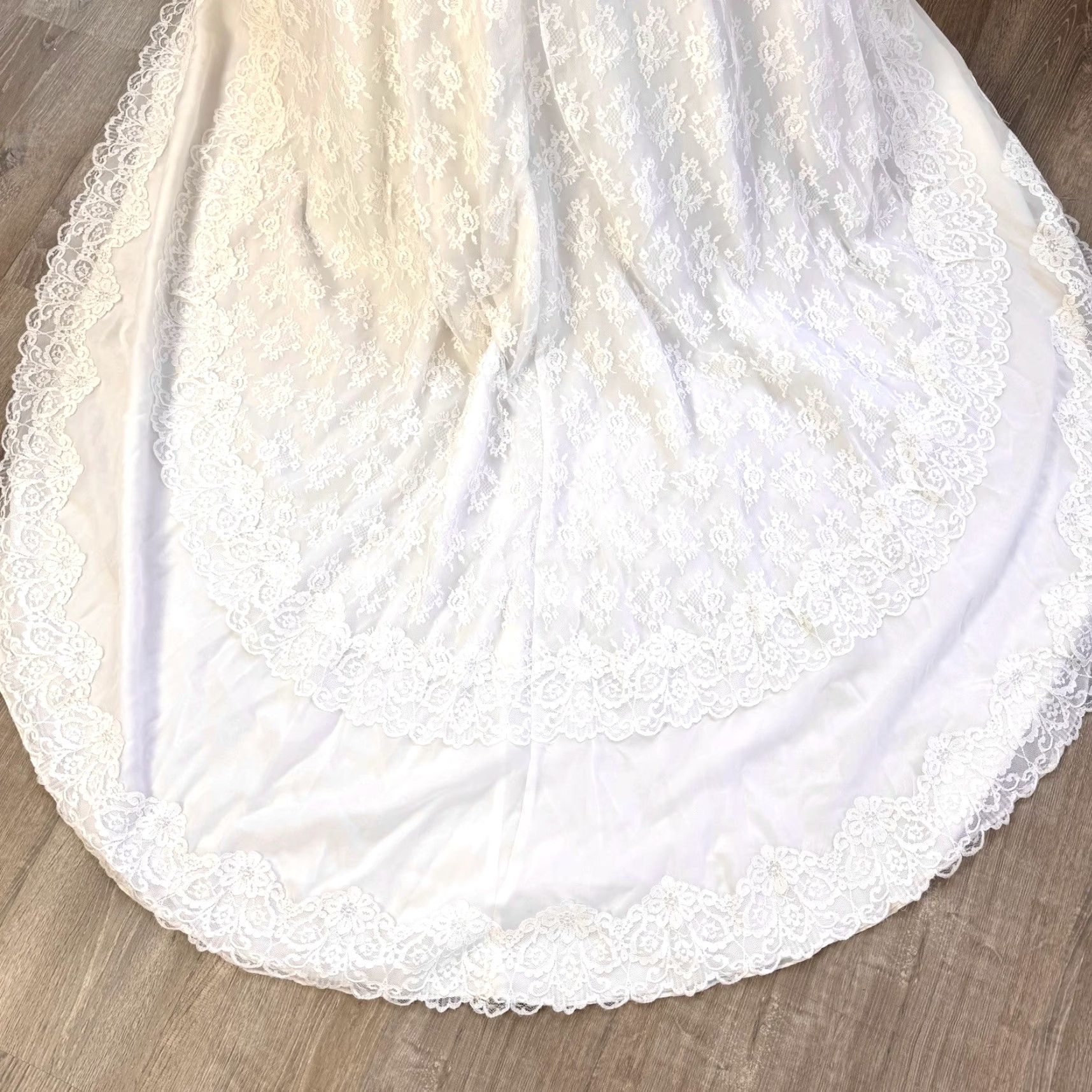 Vintage VINTAGE Union Made White Lace Victorian Boho High Neck Wedding Dress 60s 70s 8 Size ONE SIZE - 7 Thumbnail