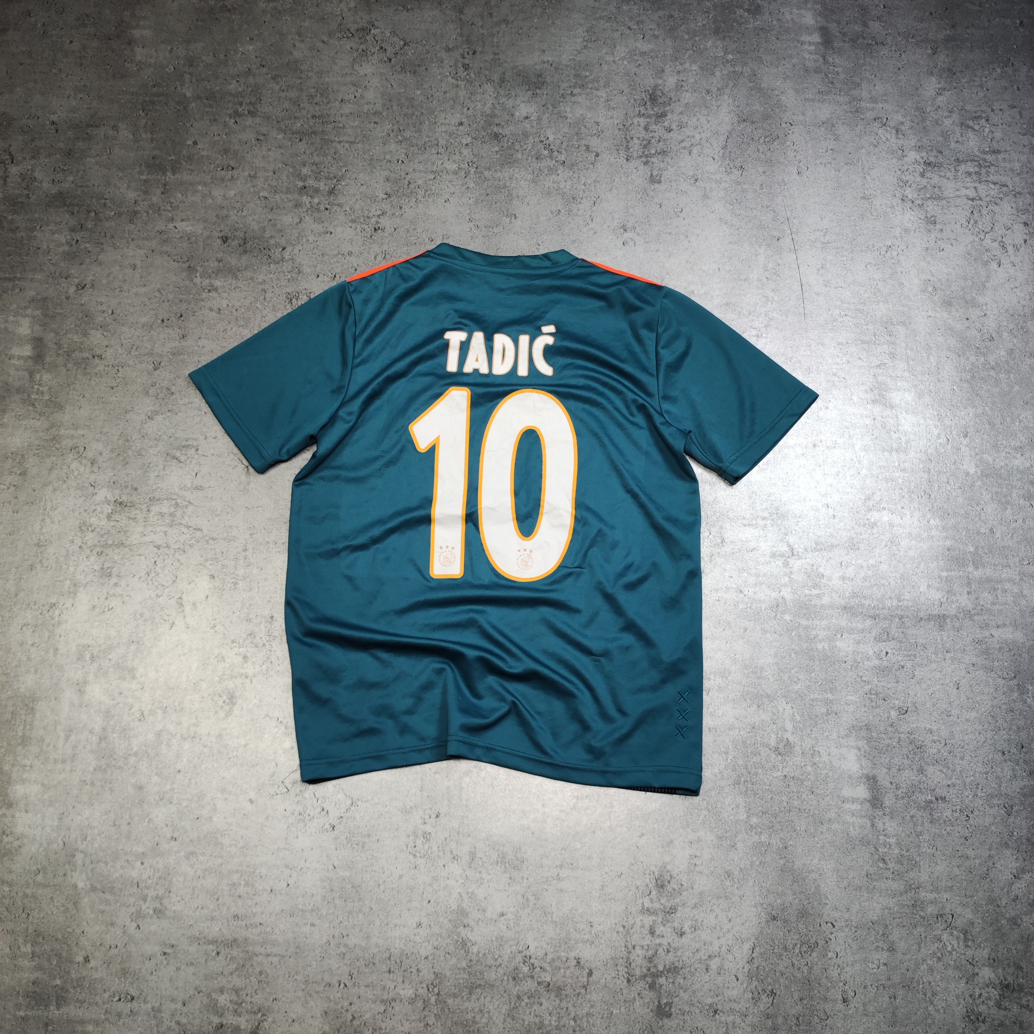 Adidas RARE Ajax Amsterdam x Adidas Football #10 Tadic Jersey Size US S / EU 44-46 / 1 - 1 Thumbnail