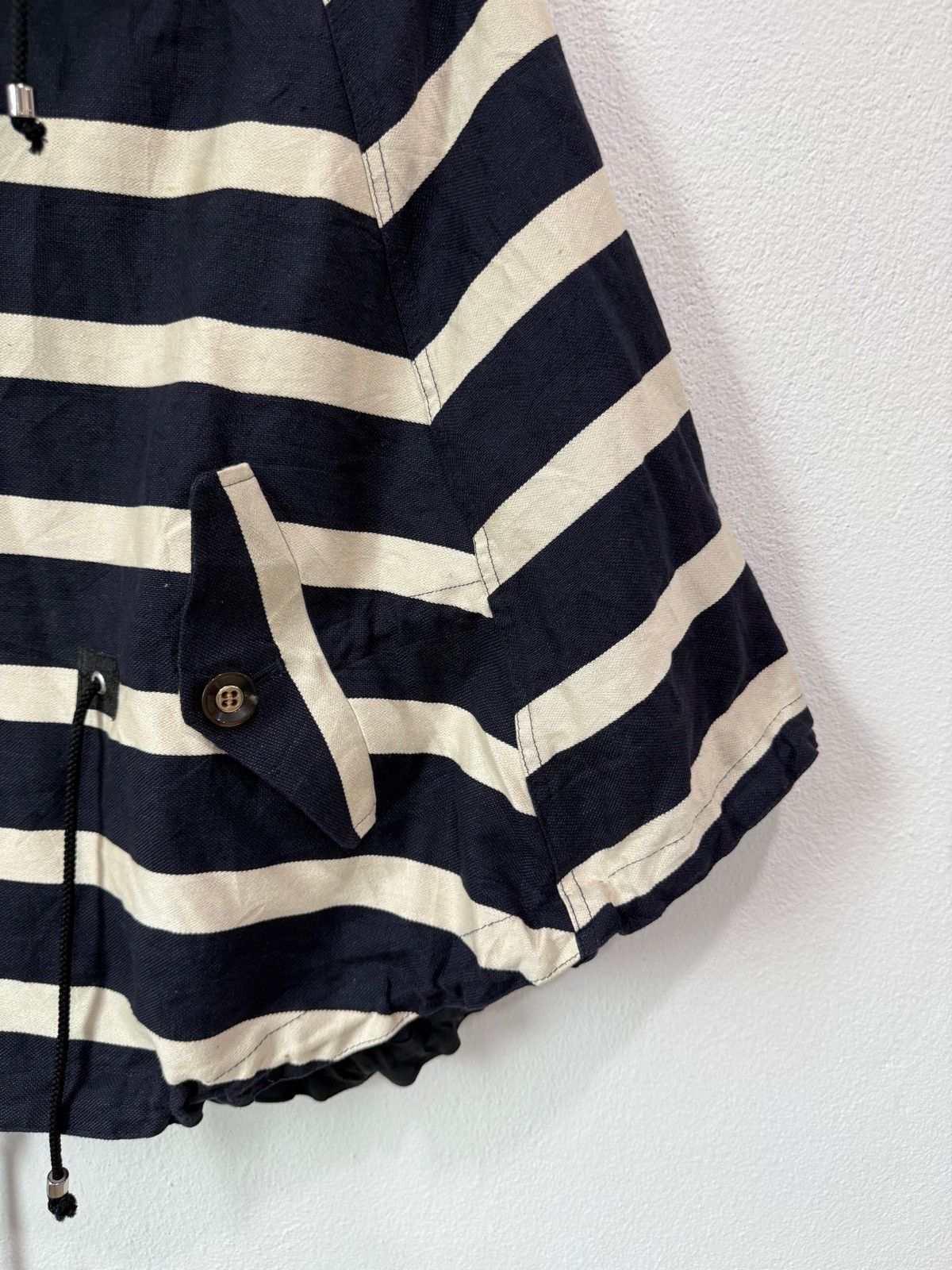 Le Grande Bleu (L.G.B.) Maitresse Stripe Poncho Size M / US 6-8 / IT 42-44 - 7 Thumbnail