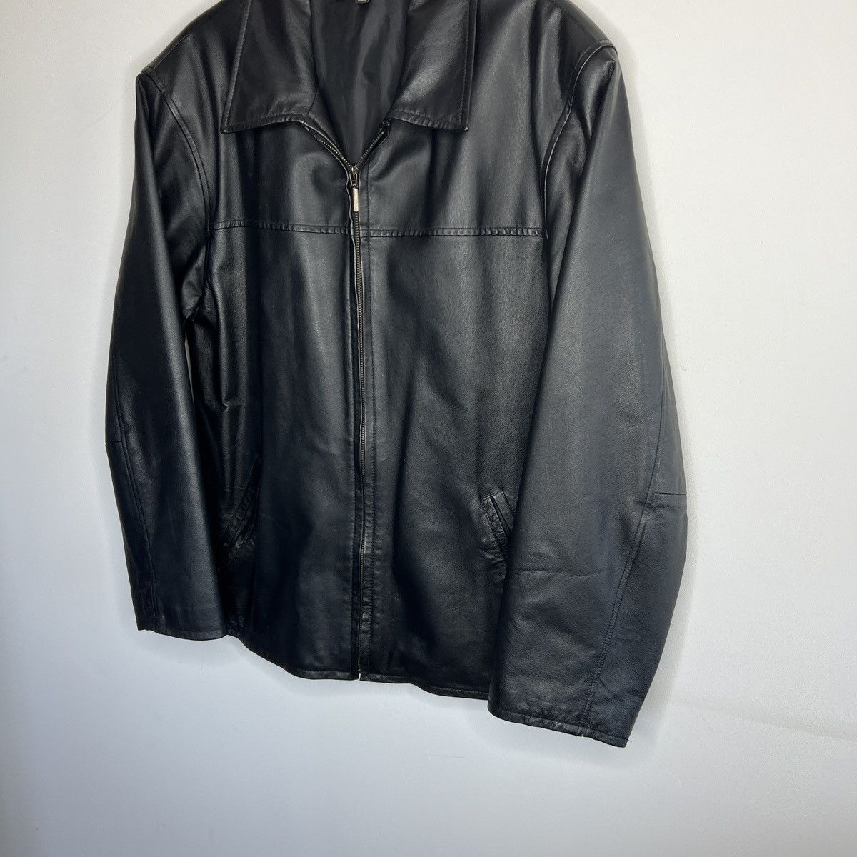 Leather Vintage Black Leather Motor Biker Jacket Trucker Genuine Size US M / EU 48-50 / 2 - 3 Thumbnail