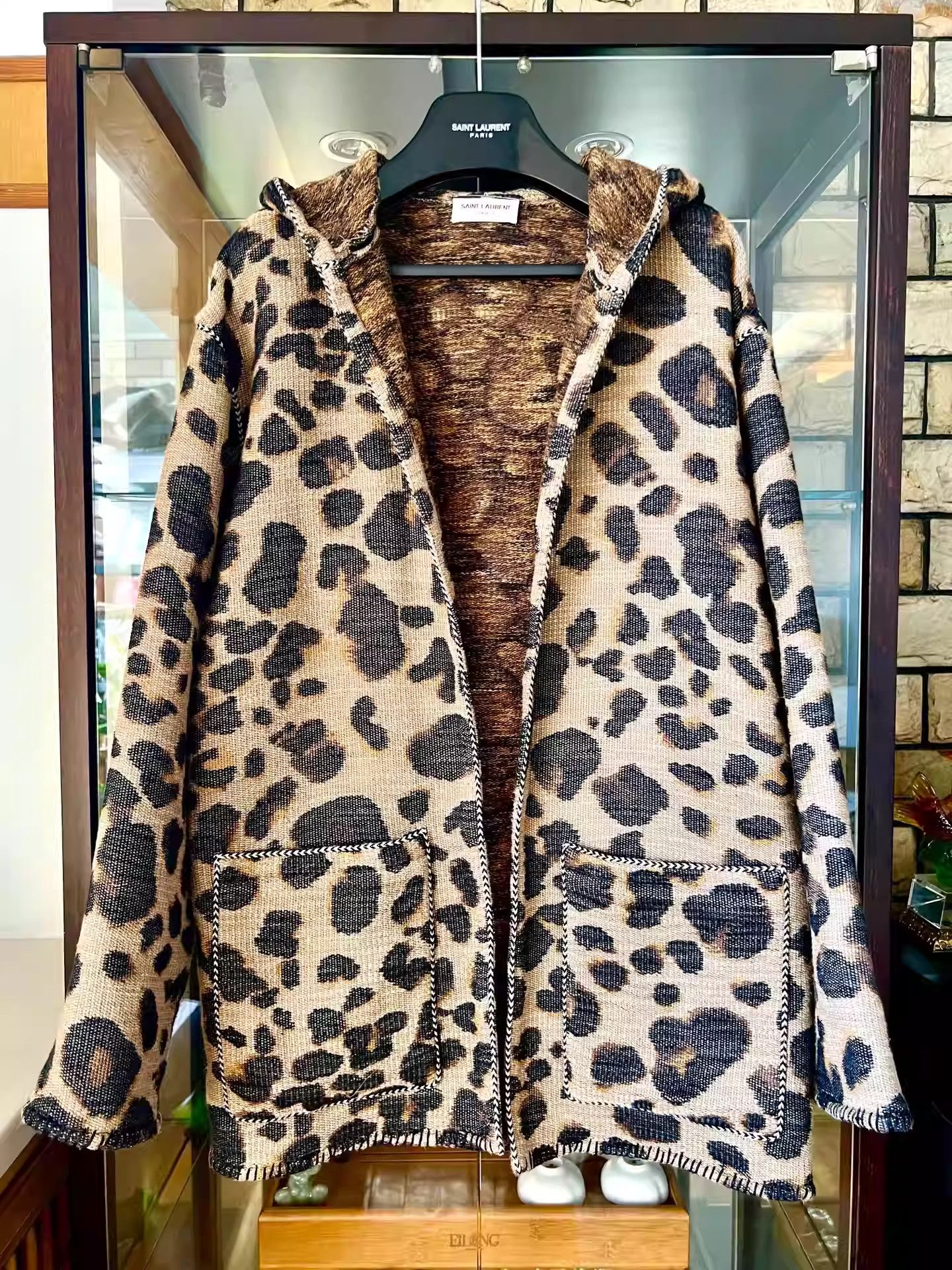 Saint laurent 2024 leopard coat