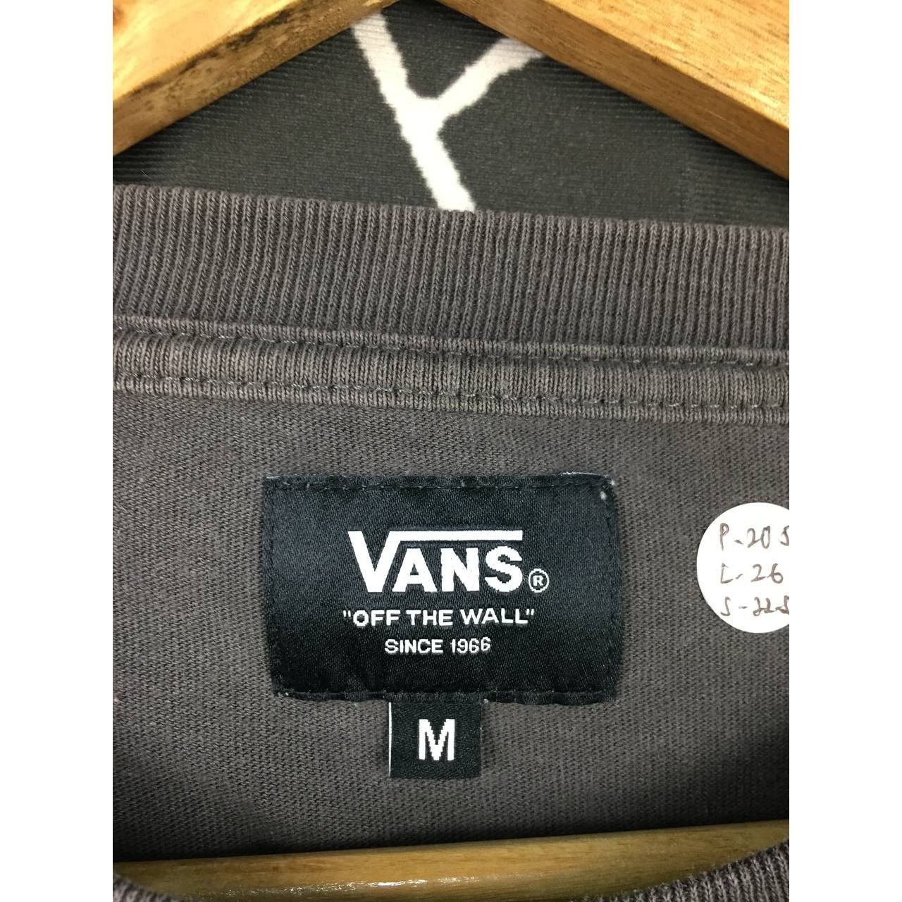 Vans × Vintage Vans Off The Wall Big Logo Long Sleeve Skate tee Size US M / EU 48-50 / 2 - 9 Thumbnail