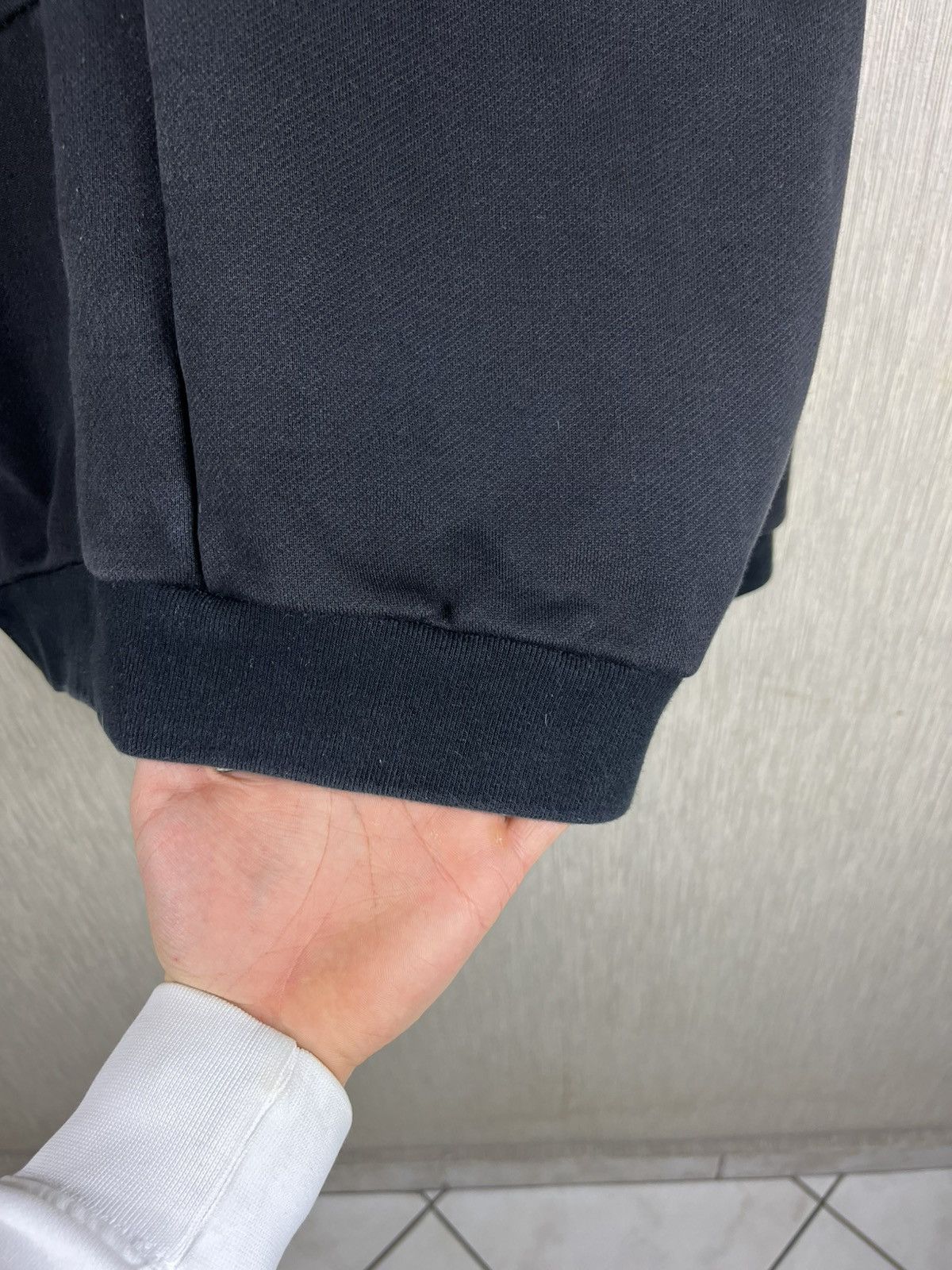 Heliot Emil Heliot Emil asymmetric panel reversible cropped sweatshirt Size US XS / EU 42 / 0 - 12 Thumbnail