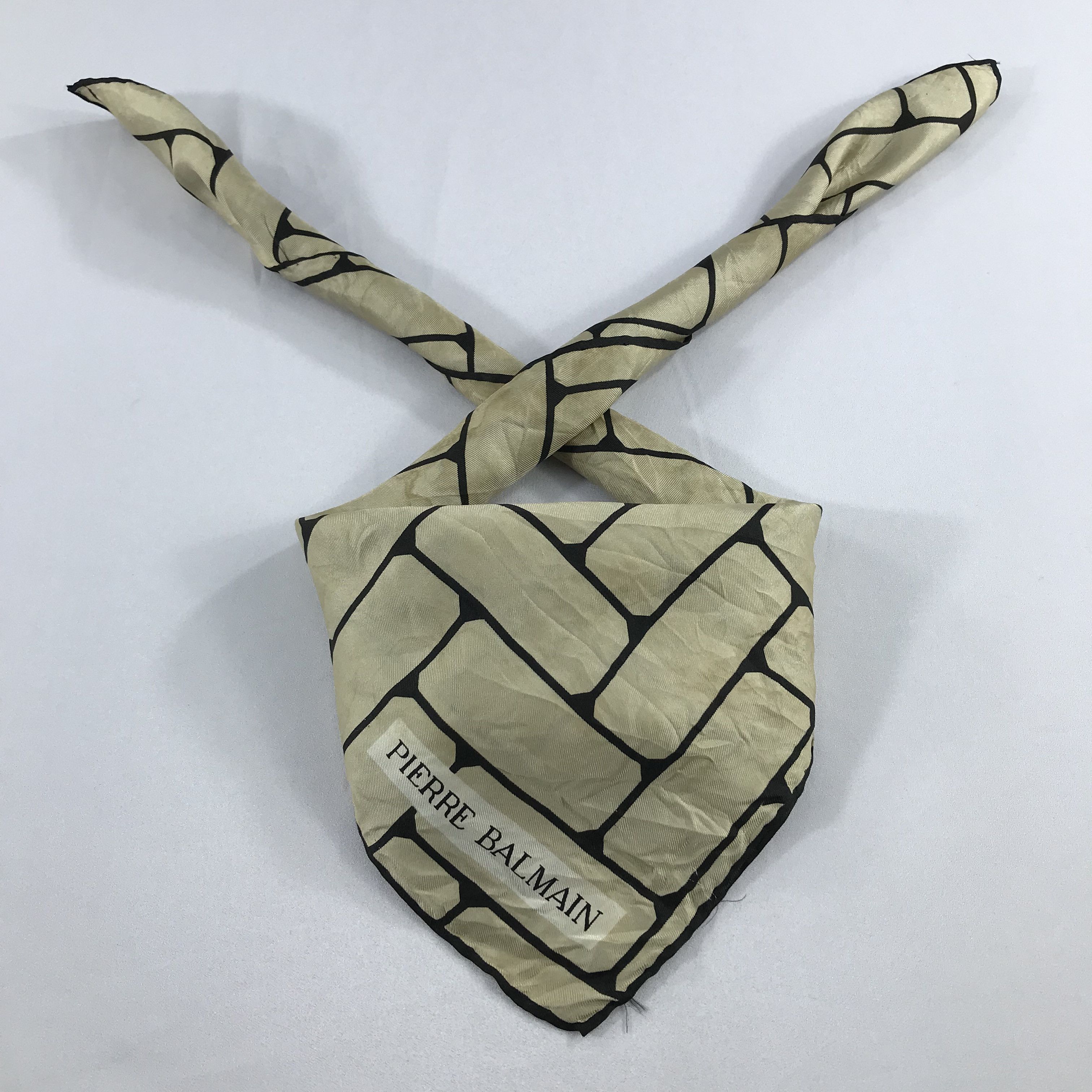 Pierre Balmain × Vintage Pierre Balmain Bandana / Handkerchief / Neckerchief - S2241 Size ONE SIZE - 3 Thumbnail