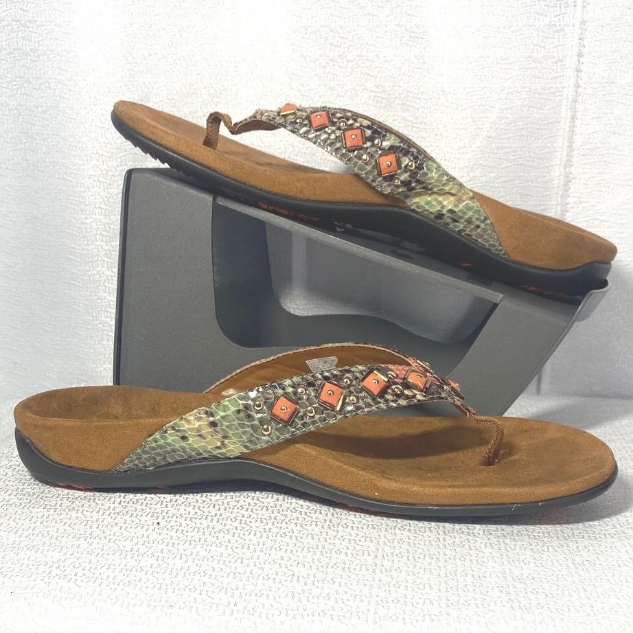Vionic Vionic Lucia Flip Flops women sz 9 Size US 9 / IT 39 - 2 Thumbnail