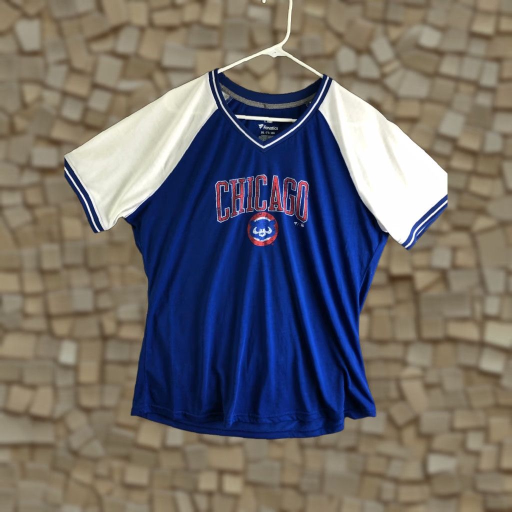 Vintage Fanatics Chicago Bears Graphic Mens XXL Blue Short Sleeve V Neck T Shirt Size US XXL / EU 58 / 5 - 1 Thumbnail