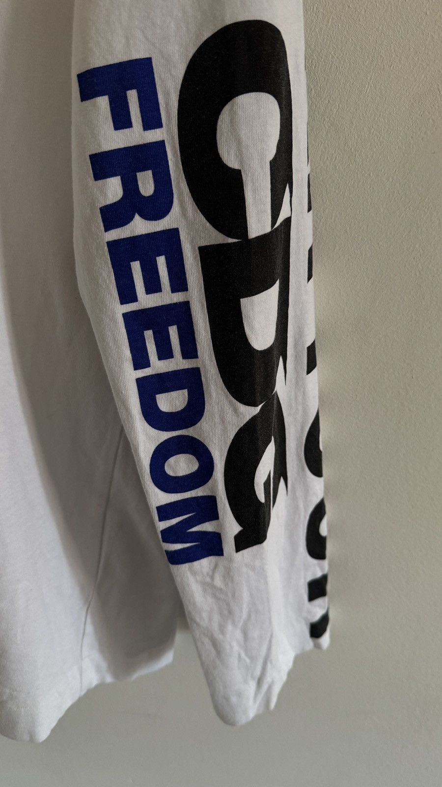 CDG by Comme des Garcons × Comme des Garcons Comme Des Garcons “Wear Freedom” SS18 Long Sleeve Size US L / EU 52-54 / 3 - 4 Thumbnail