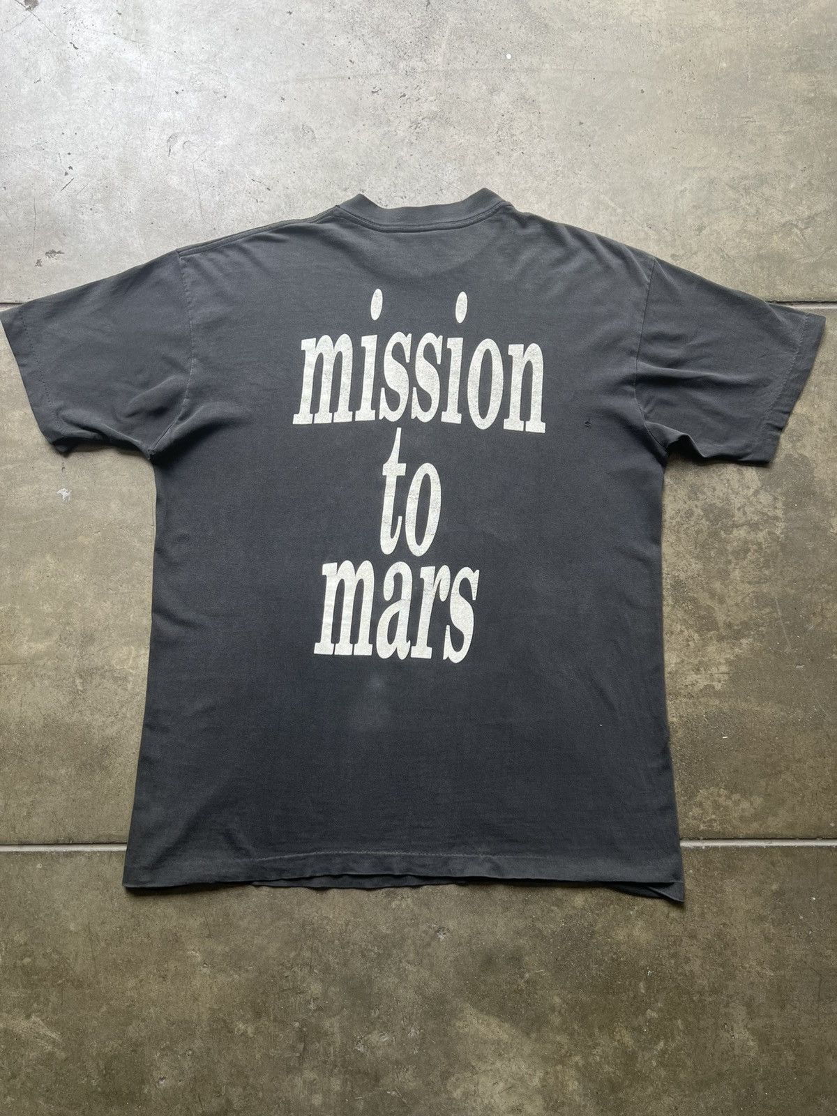 Vintage ‘90s Smashing Pumpkins Mission to Mars Band Tour Tee Shirt Size US XL / EU 56 / 4 - 2 Thumbnail