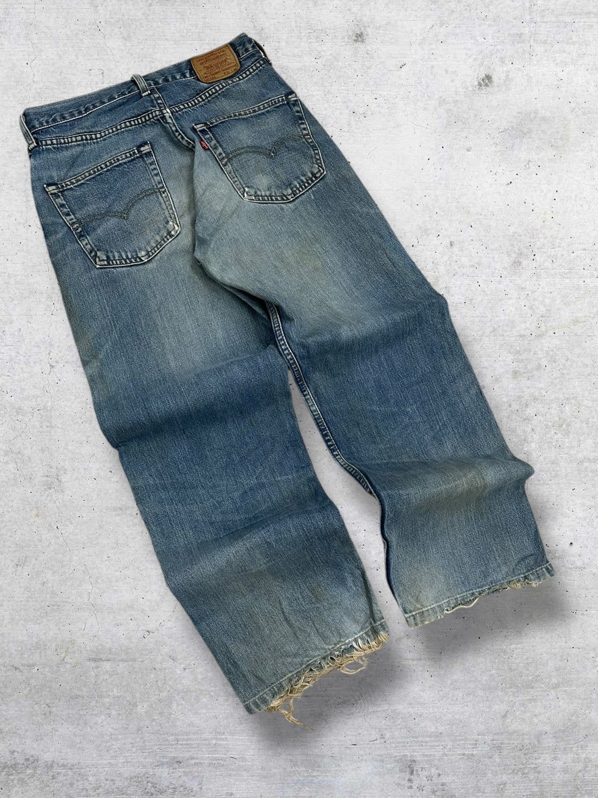 Levi's Vintage Clothing VINTAGE 504 LEVIS USA DESIGNER 90S MUDWASH DISTRESSED DENIM Size US 29 - 9 Thumbnail