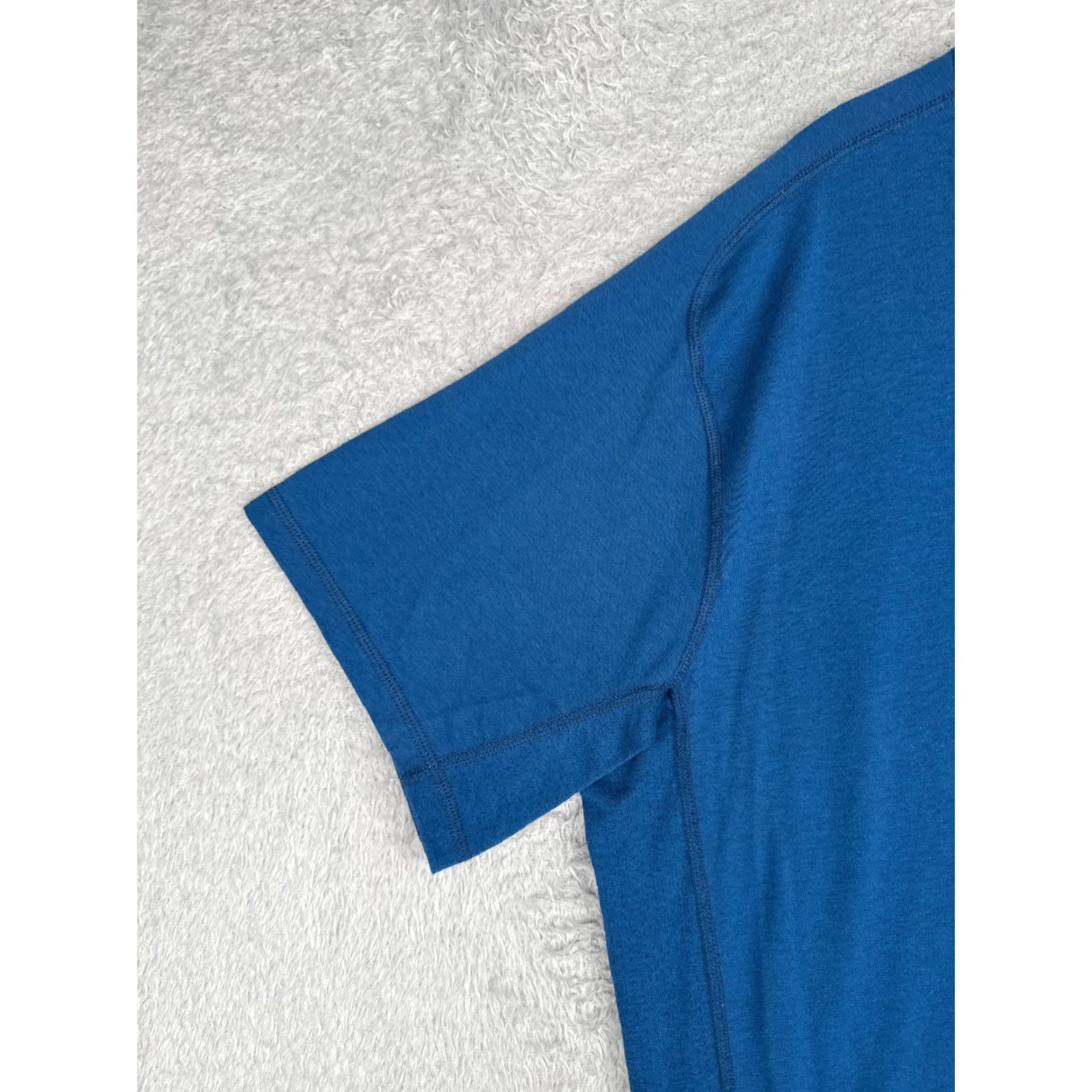 Carhartt Carhartt Men 2XT Shirt Blue Crew Pocket T-Shirt Workwear Polyester Blend K87 Big & Tall Read Size US XXL / EU 58 / 5 - 3 Thumbnail
