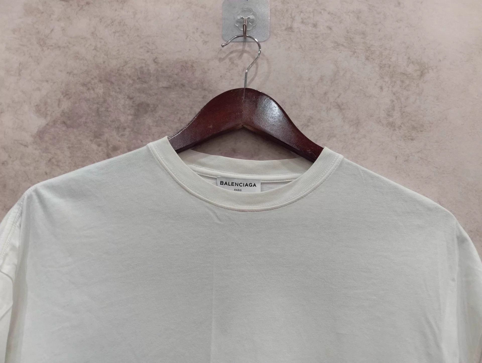 Balenciaga Balenciaga White Back Sanskrit Print T-shirt XS Size US XS / EU 42 / 0 - 6 Thumbnail