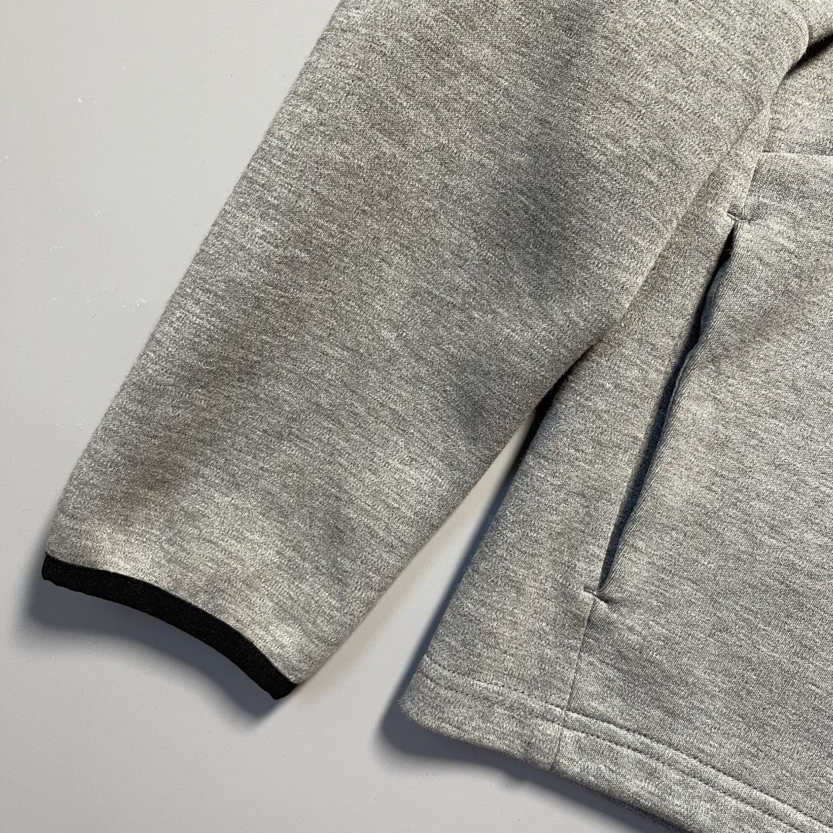 Mercedes-Benz × Puma × Vintage PUMA x MERCEDES AMG PETRONAS MOTOSPORT TRACK TOP Size US M / EU 48-50 / 2 - 7 Thumbnail
