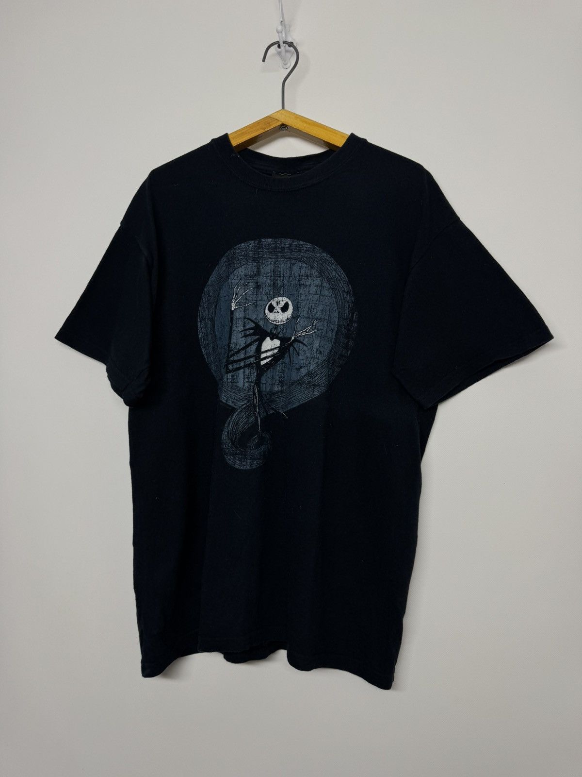 Gildan Vintage Disney Resort Tim Burtons THE NIGHTMARE Size US M / EU 48-50 / 2 - 5 Thumbnail