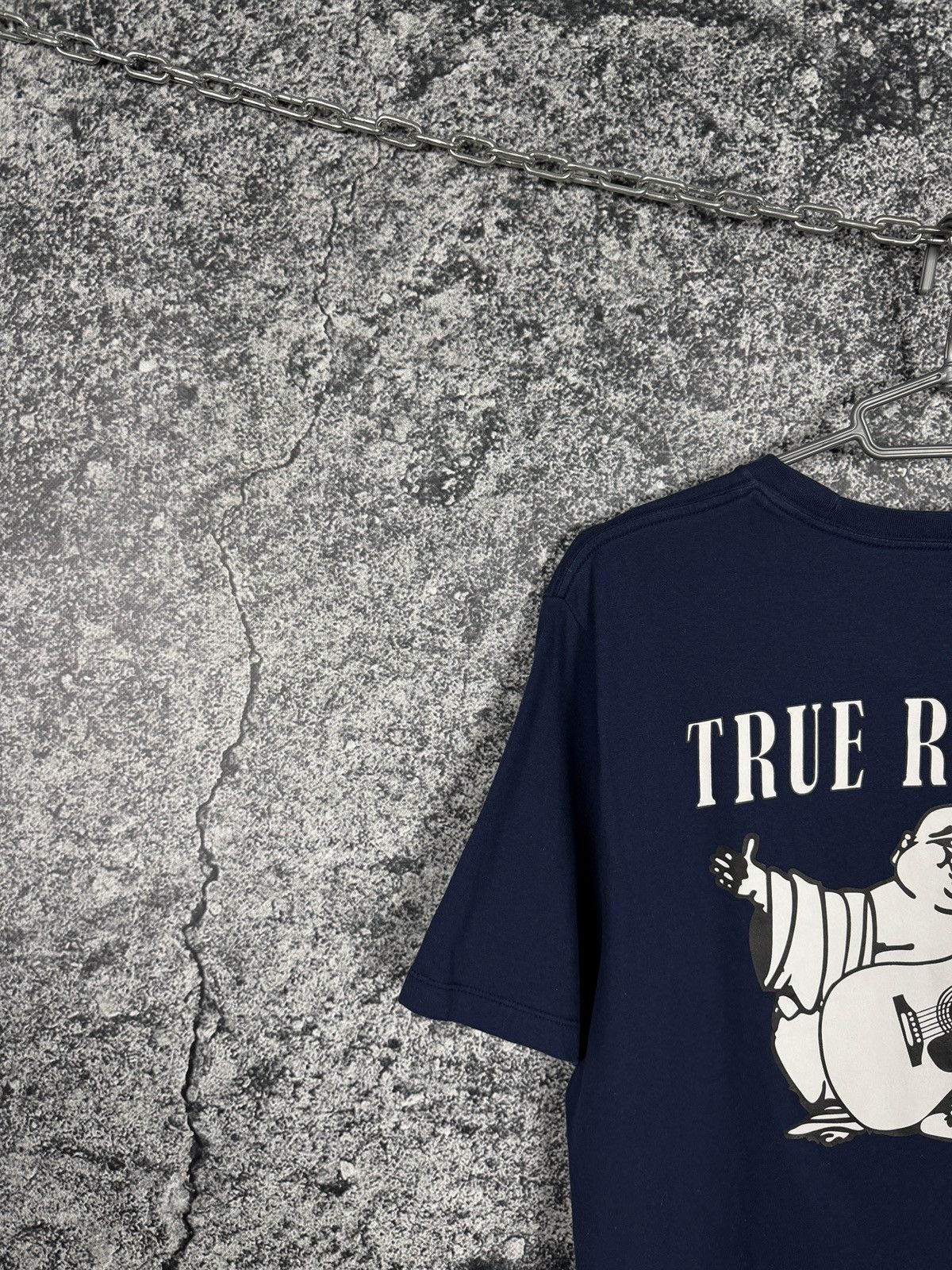 True Religion True Religion Short Sleeve Tee Buddha Craphic Logo Size L Size US L / EU 52-54 / 3 - 11 Thumbnail