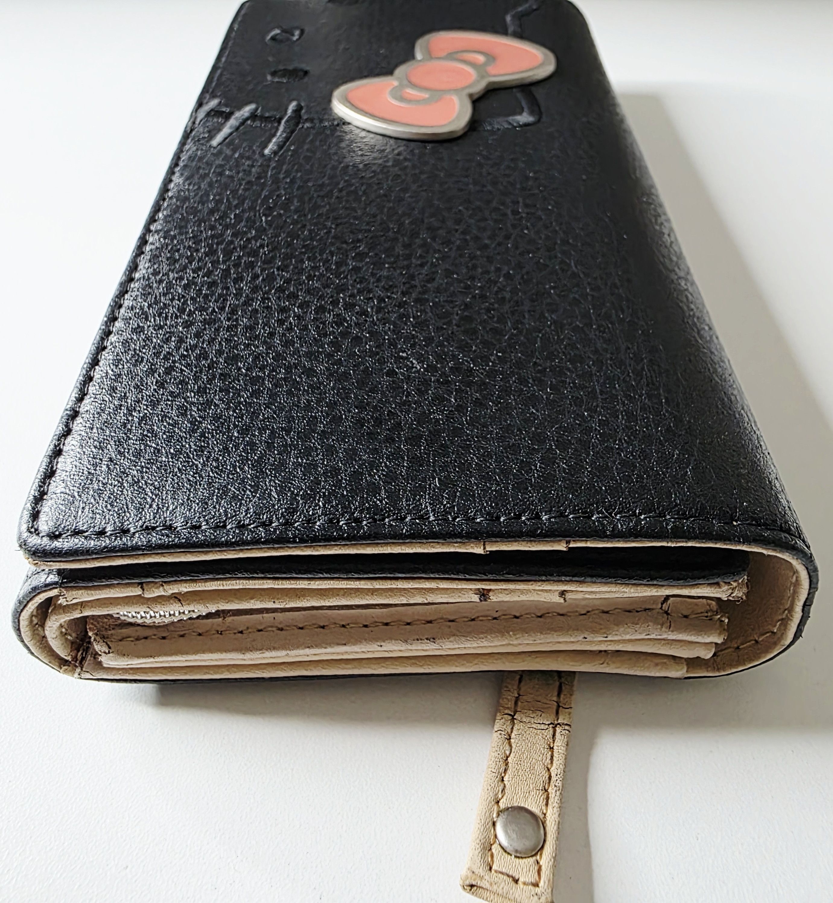 Vintage Vintage Sanrio Hello Kitty 30th Anniversary Leather Wallet Size ONE SIZE - 2 Thumbnail