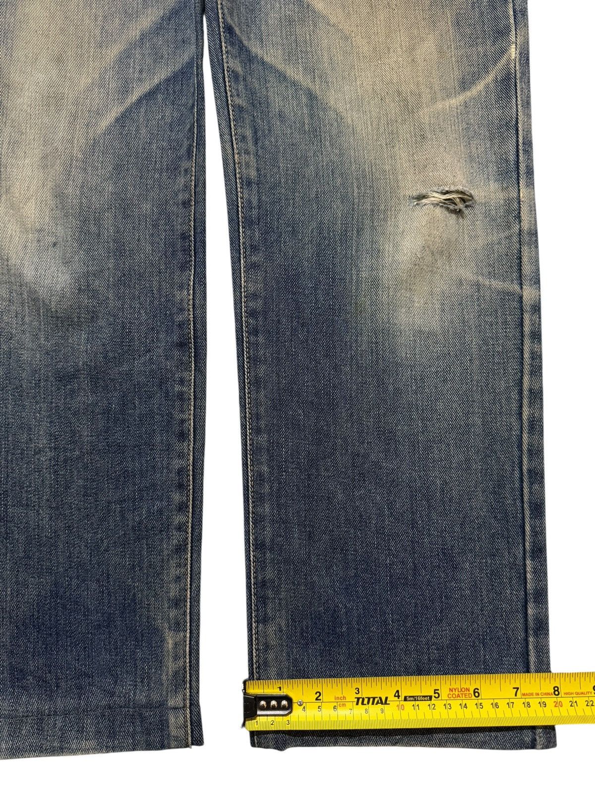 Edwin Vintage 90s Japan Edwin Blue Mud Wash Whiskers Distress Size US 32 / EU 48 - 14 Thumbnail