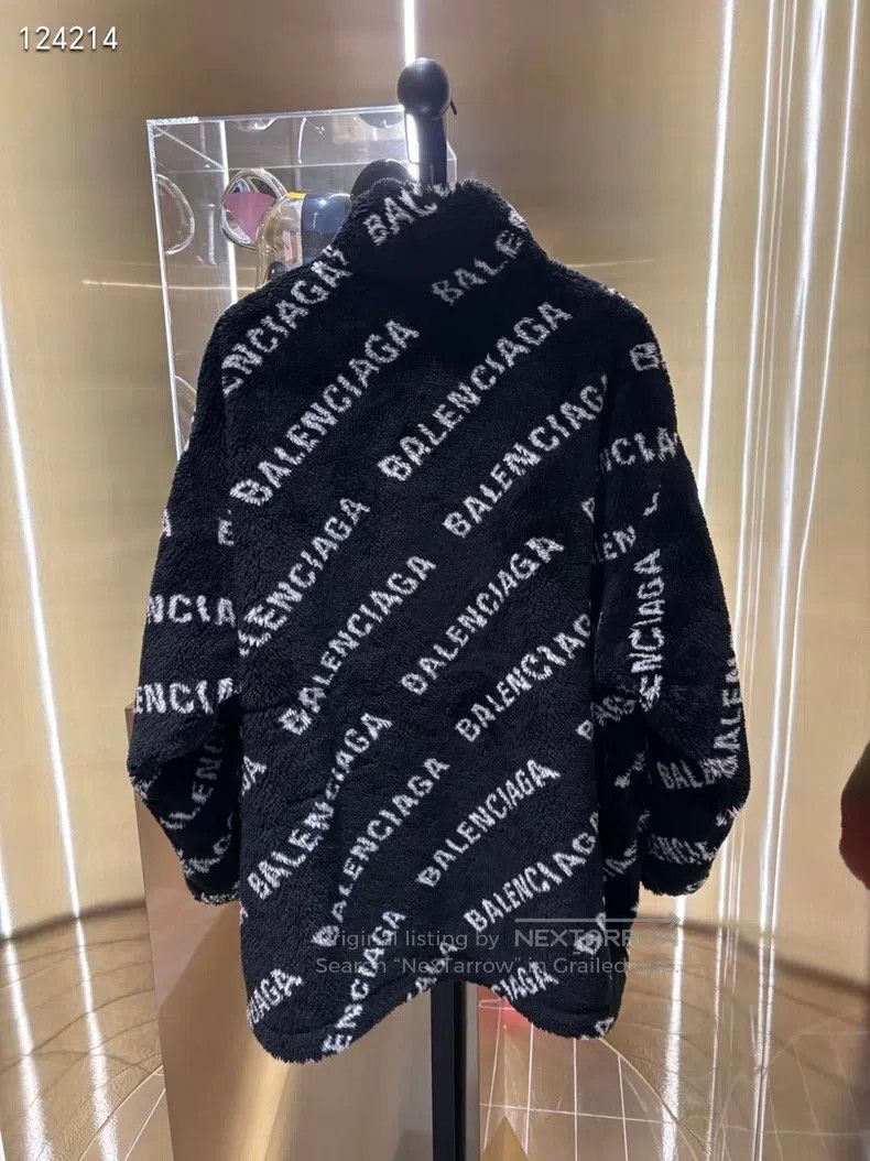 Balenciaga Balenciaga Full Print Teddy Fleece Jacket Size XS / US 0-2 / IT 36-38 - 2 Thumbnail