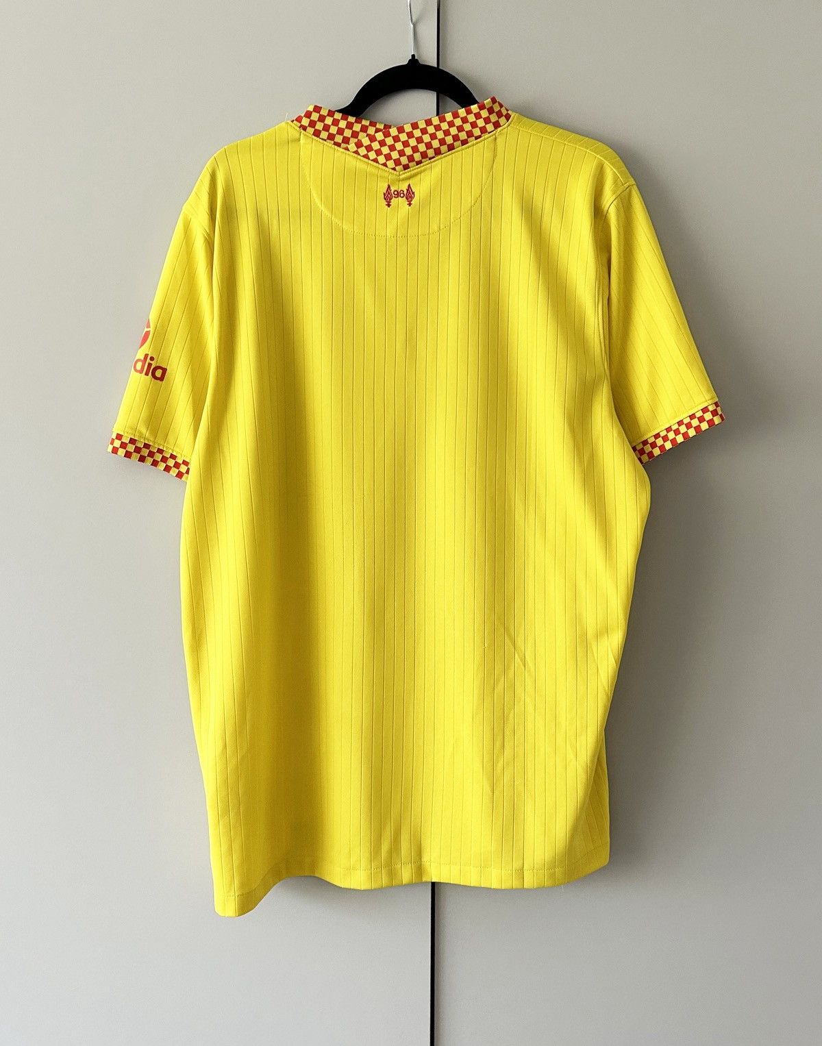 Nike Liverpool jersey 2021 2022 nike Size US XL / EU 56 / 4 - 10 Thumbnail