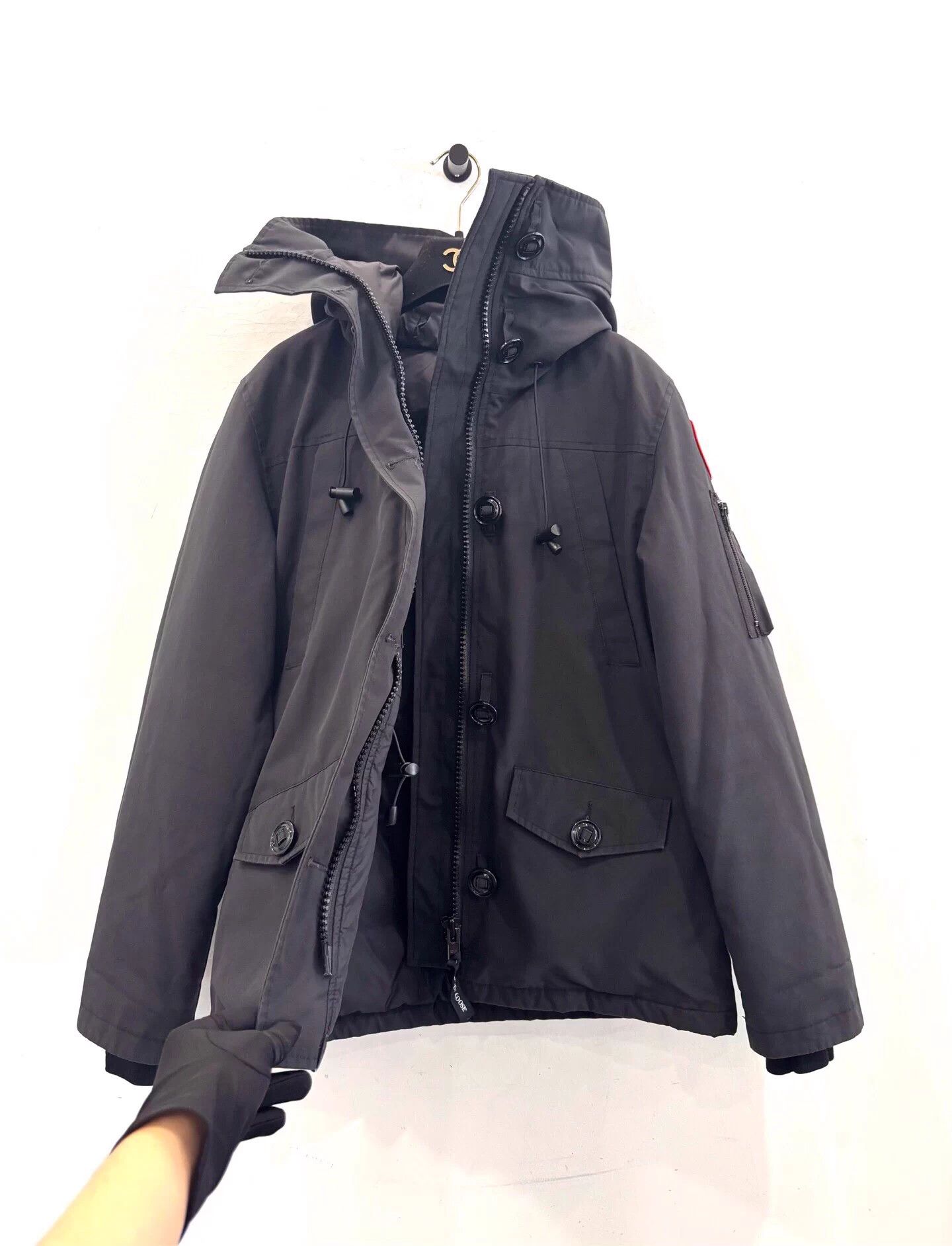 Canada Goose Canada Goose Montebello Black Down Coat L NWT Size L / US 10 / IT 46 - 4 Thumbnail