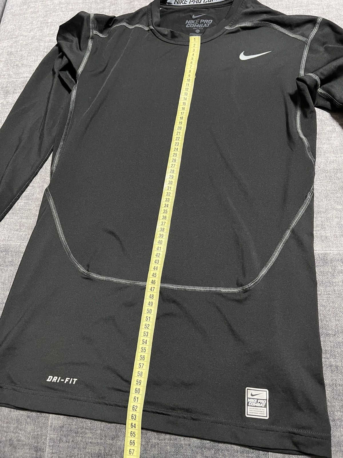 Nike Nike Pro Combat Compression Longsleeve Size Men’s XL Size US XL / EU 56 / 4 - 11 Thumbnail
