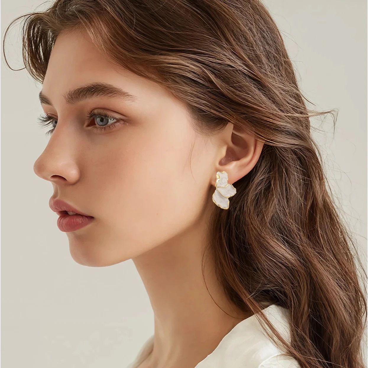 Other Irregular Metal Cream Eanmel Petal Post Earrings Size ONE SIZE - 3 Thumbnail