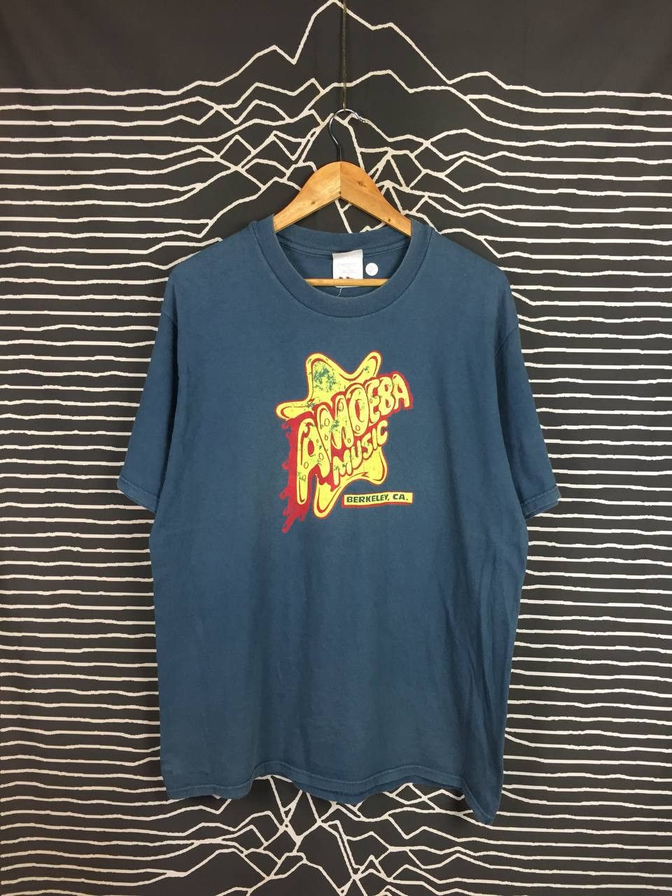 Vintage Vtg 00s Amoeba Music Independent Record Store Tee Size US L / EU 52-54 / 3 - 2 Thumbnail