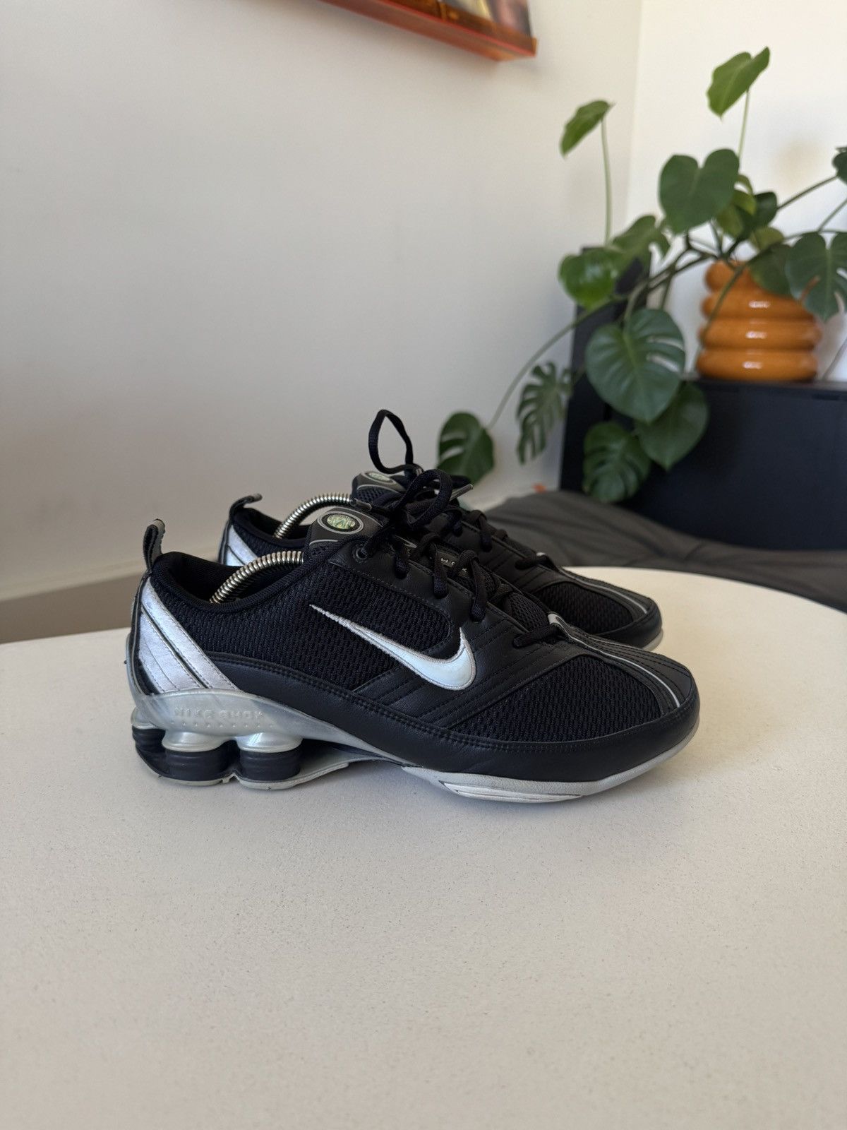 Vintage Girl Nike Shox Women's Nike Shox Classic II Black/Pink